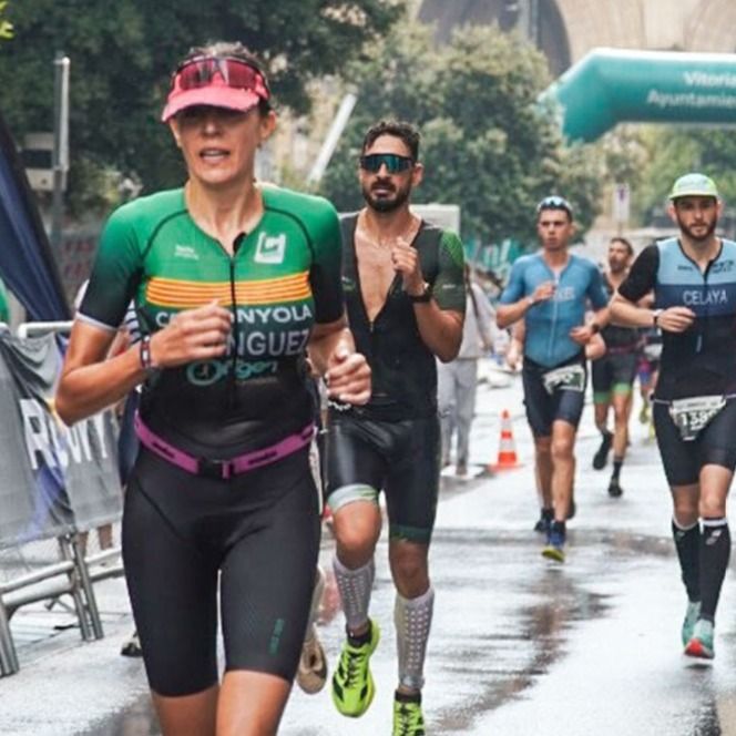 Tres triatletes cerdanyolencs classificats per a la final del Campionat del Món de l'Ironman. Foto: Cedida