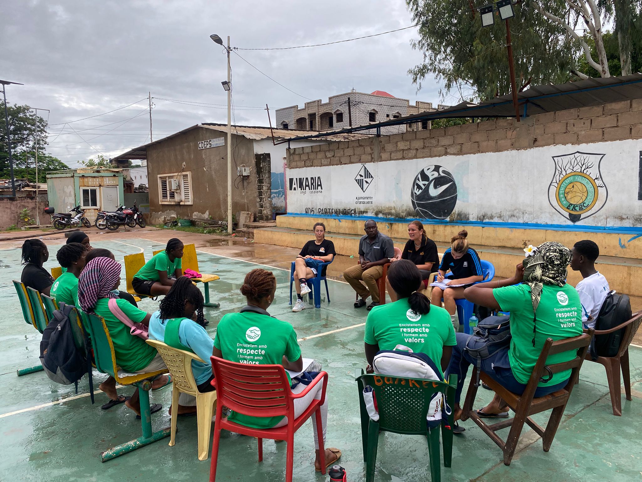 Cooperació catalana a escoles i clubs del Senegal. FOTO: Cedida