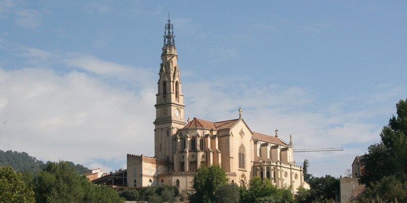 Iglesia de Sant Esteve de Castellar del Vallés Wikimedia Commons