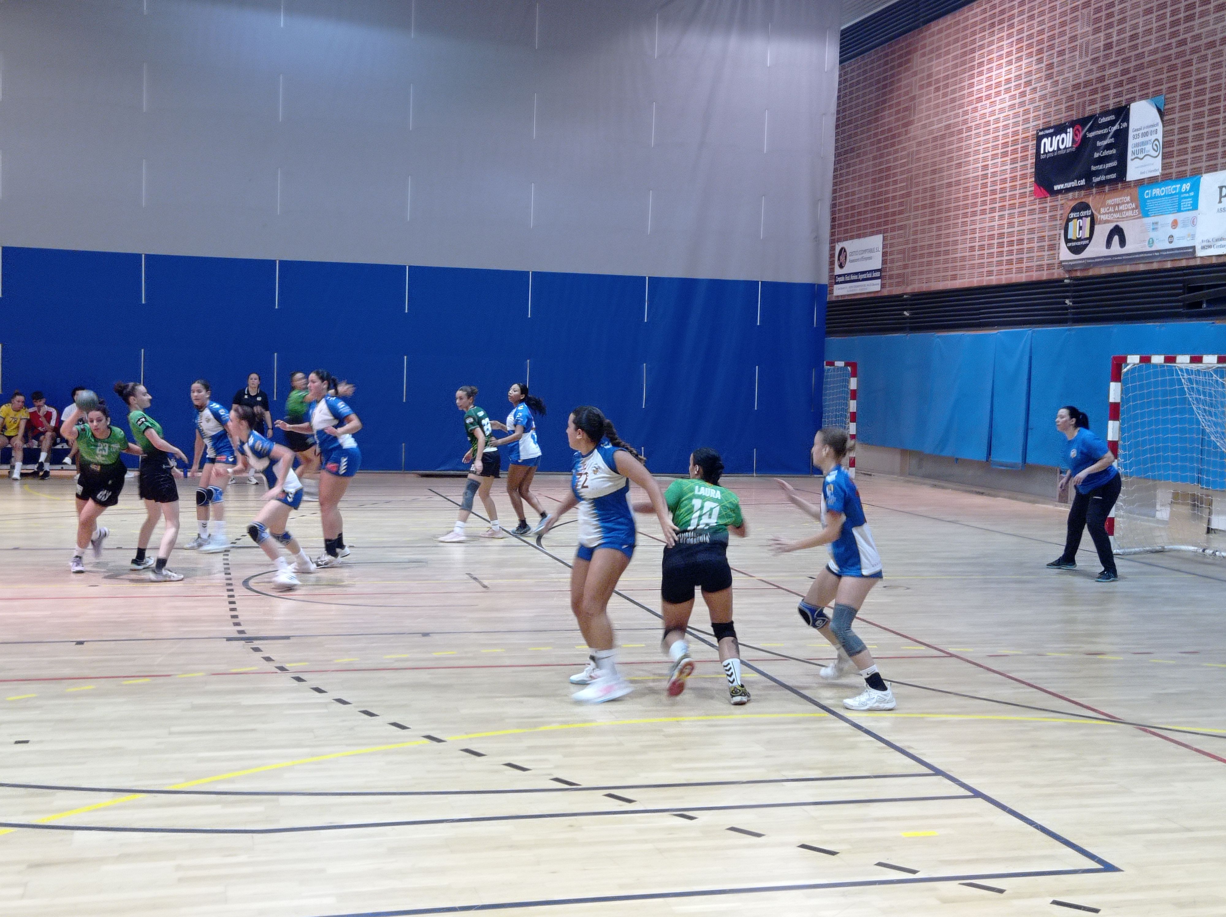 Partit del Procer CH Cerdanyola contra el Creu Alta Sabadell. FOTO: Club d'Handbol