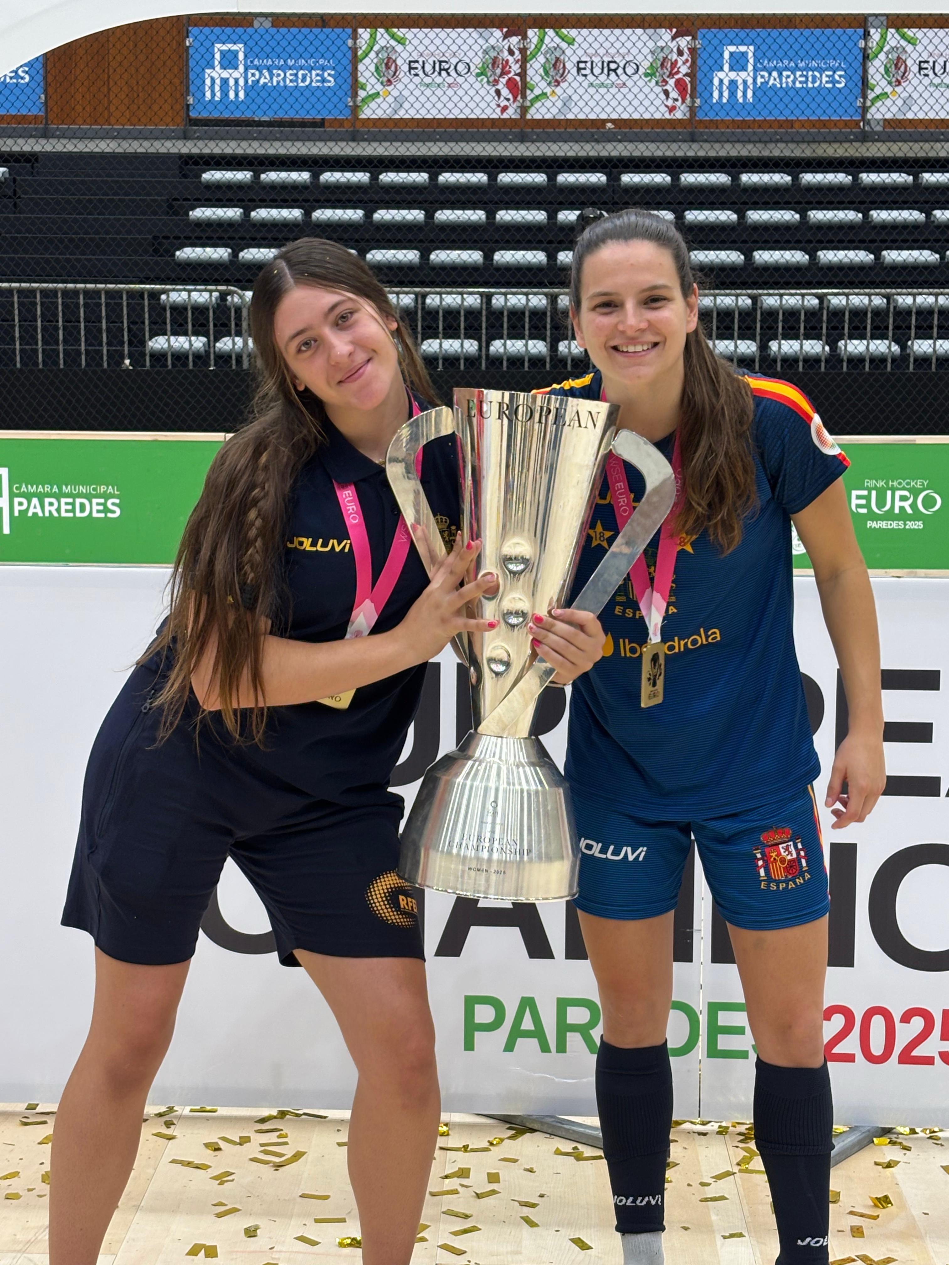 Les jugadores del CH Cerdanyola a la selecció estatal. FOTO: Cedida.