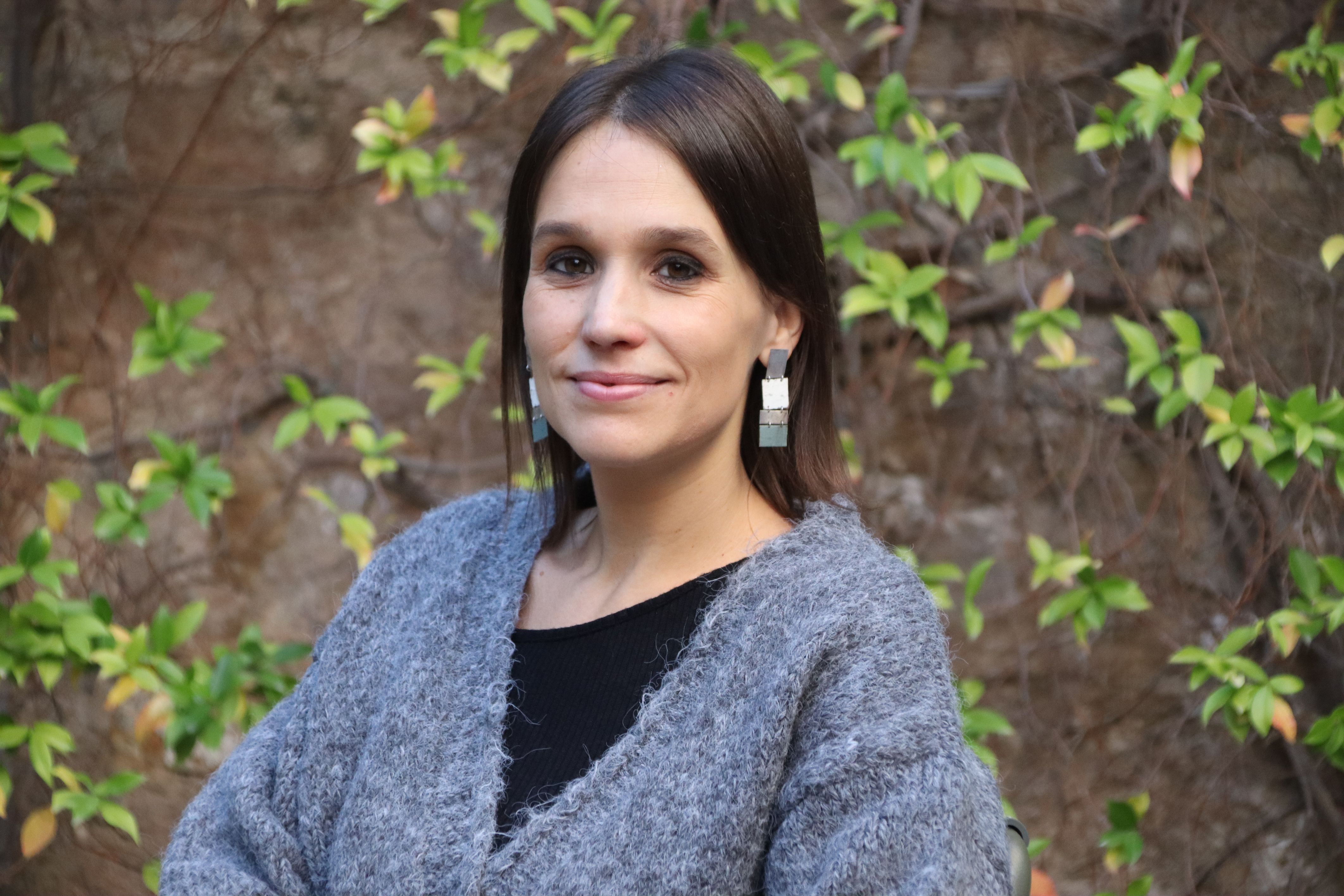 L'escriptora Alba Dalmau en un hotel de Barcelona. Foto: Eli Don (ACN)