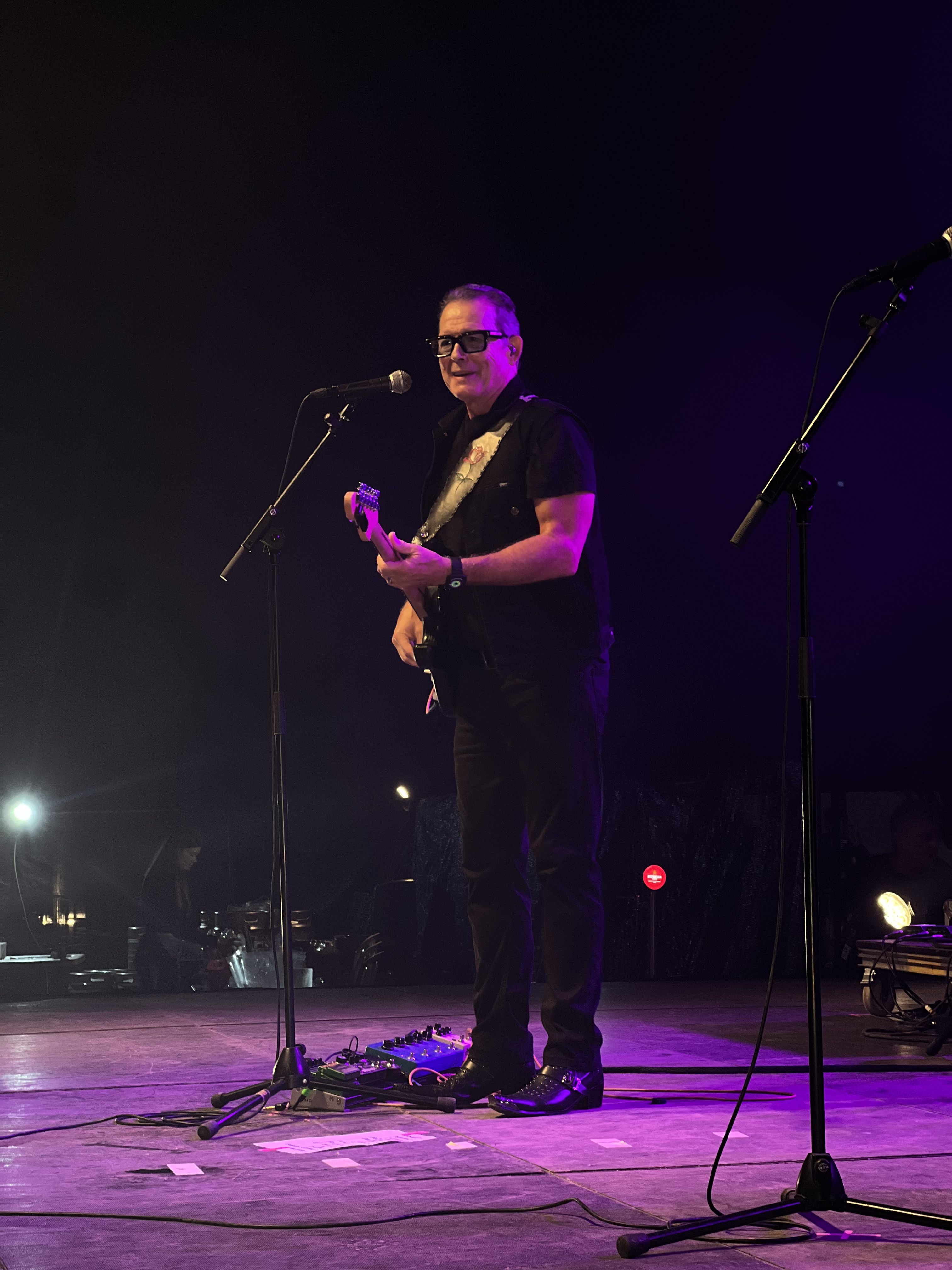 Tommy Castro & The Painkillers omplen la carpa del Xarau. Foto: Marc Mata