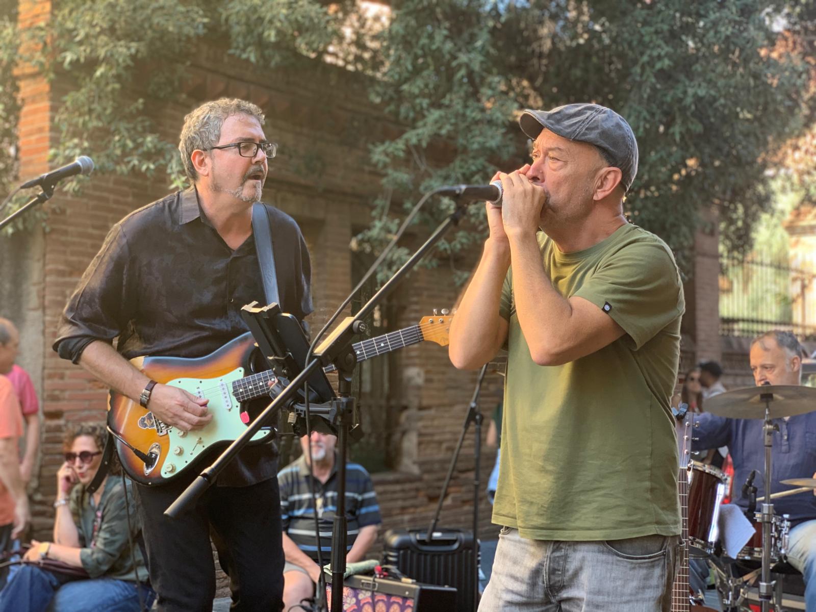 Fire Wood Blues Band, al Tempo de Vino, al carrer de Sant Ramon. Foto: Judit Josa