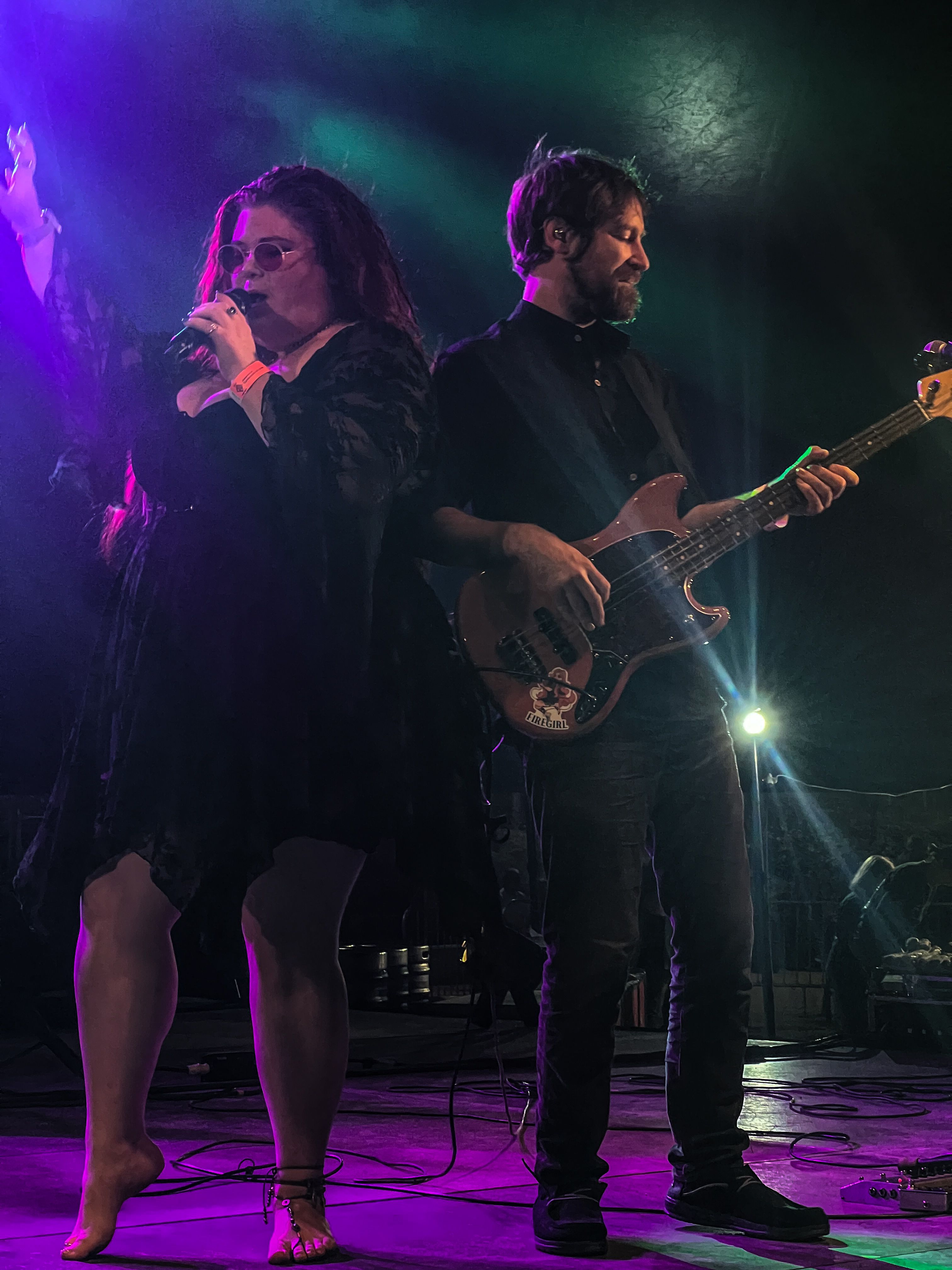 La britànica Alice Amstrong Band revoluciona la Carpa Xarau. Foto: Marc Mata