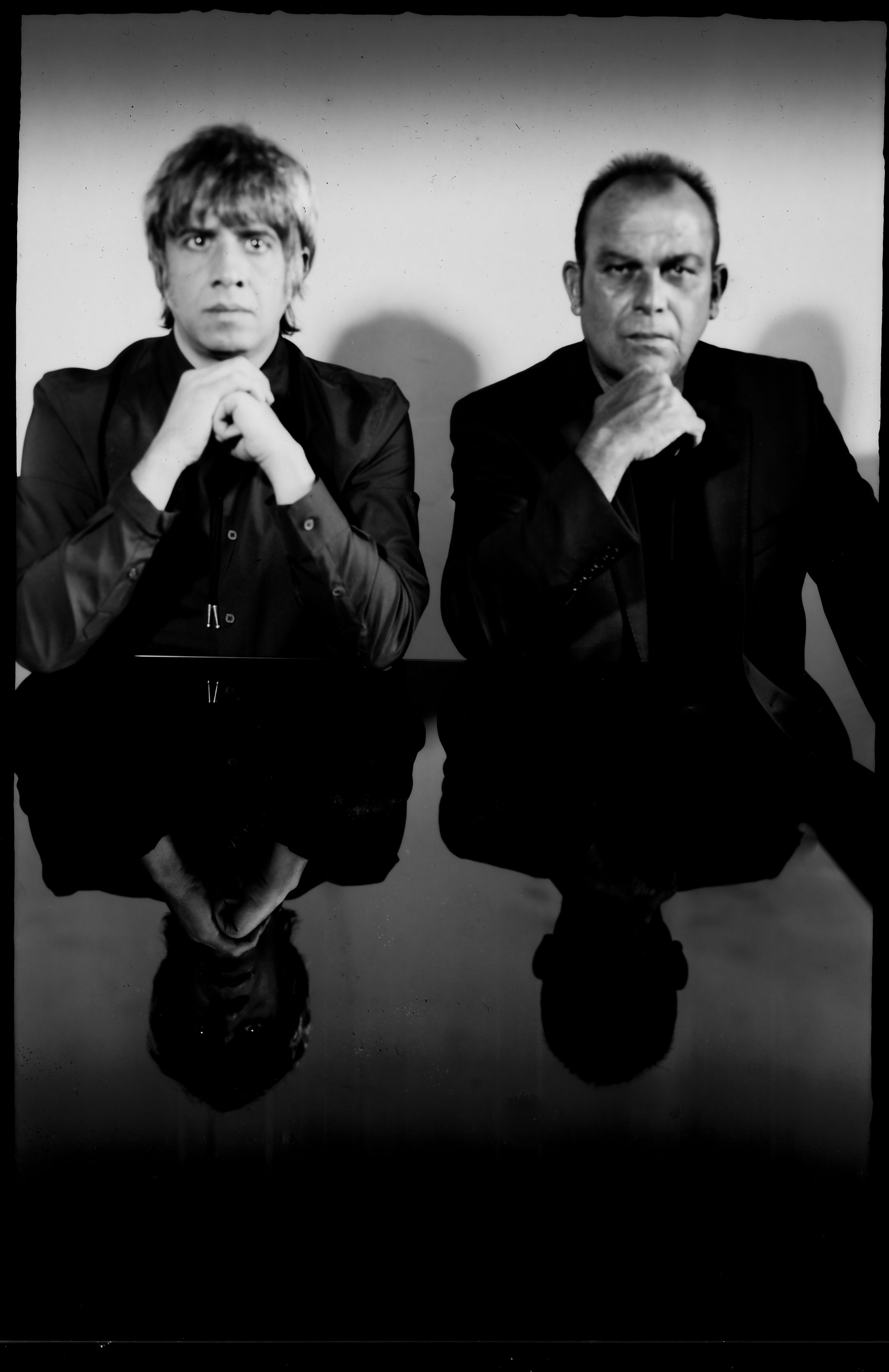 El guitarrista Pedro de Dios i  el cantaor Antonio Fernández fusionen blues i cante jondo, aquest dimecres, a la Casa de Andalucia. FOTO: FIBC