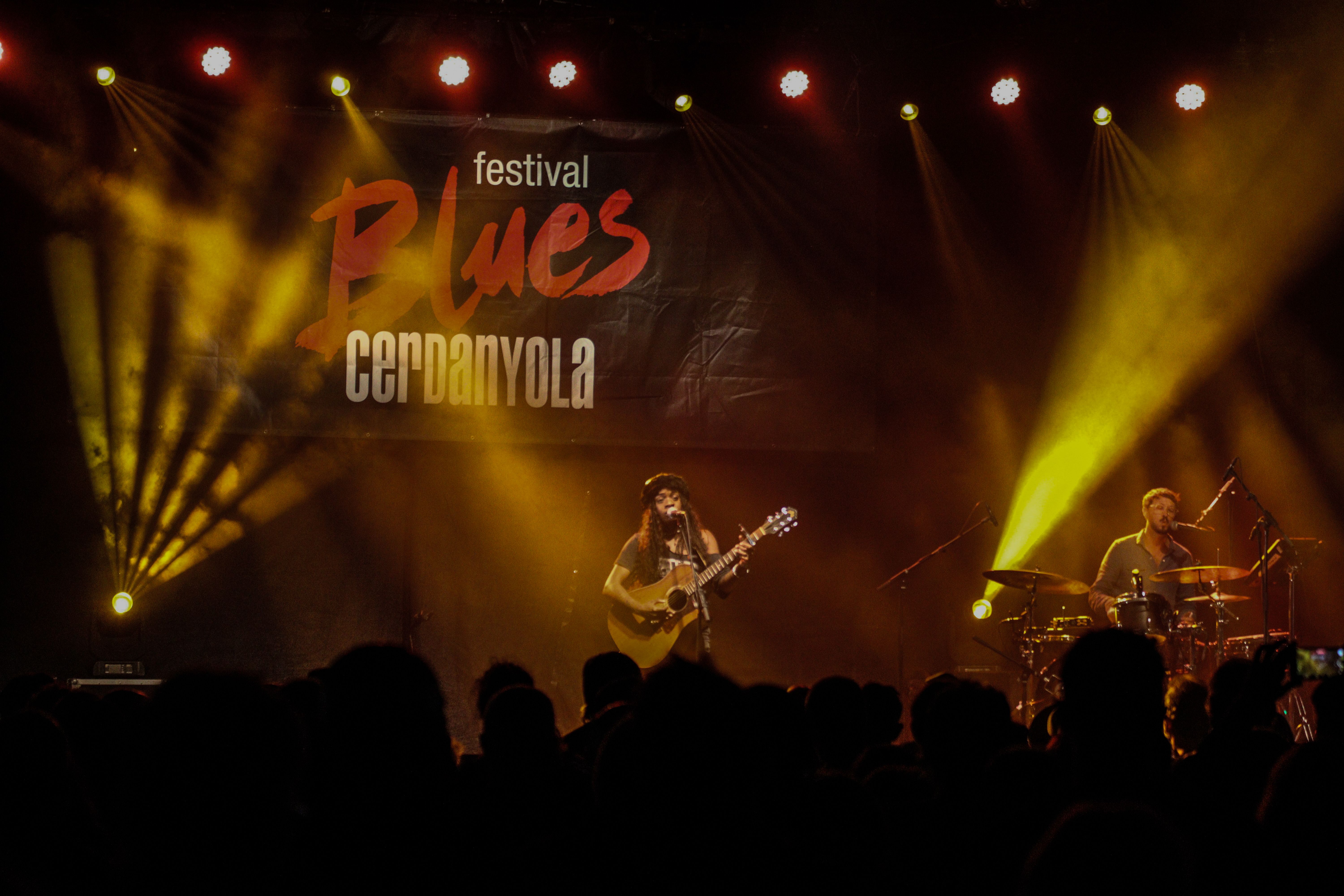 Actuació en la penúltima nit del Blues 2025 de Sunny War, en una edició marcada per la potència de les veus femenies.. Foto: Marc Mata