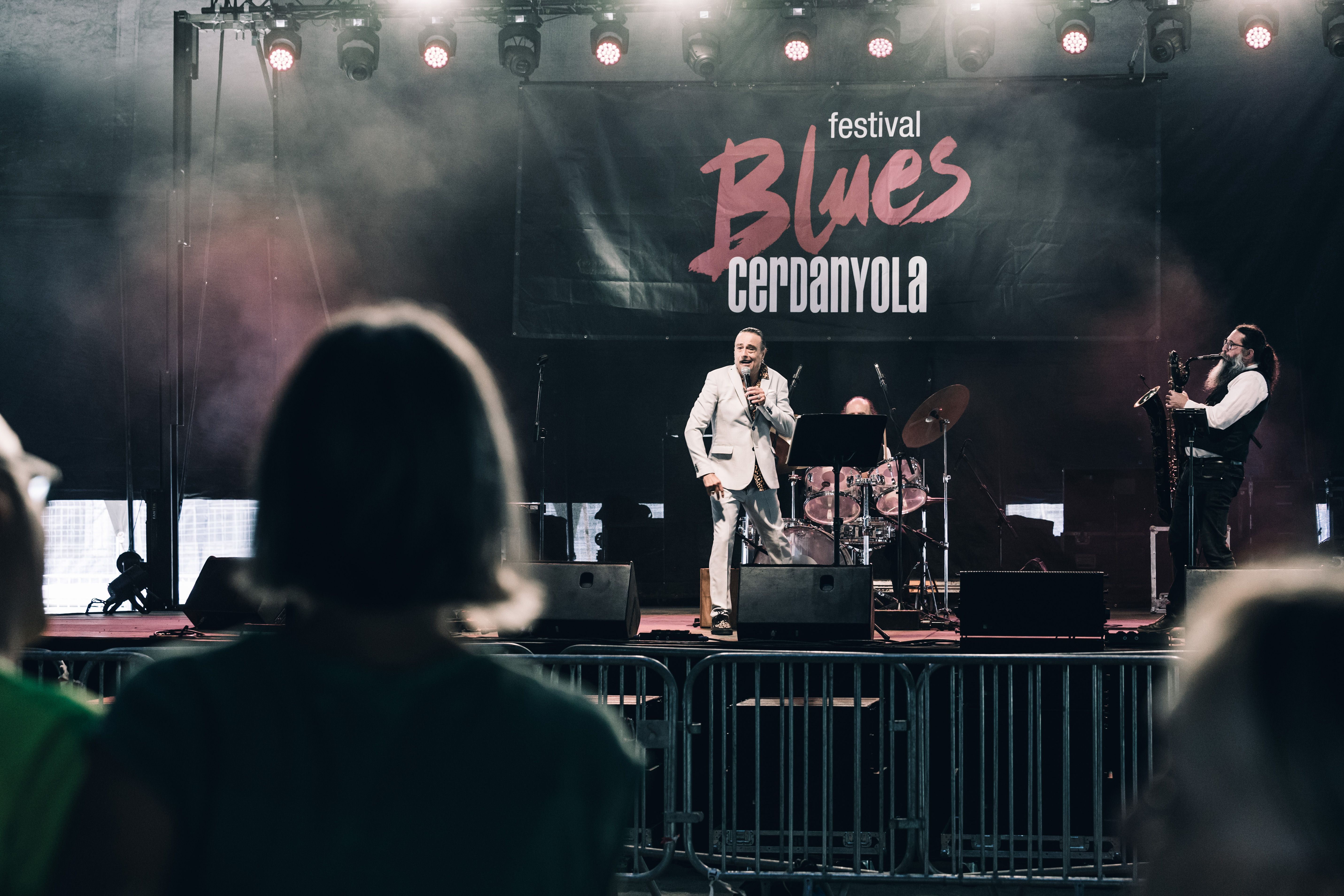 Tiger Kowalsky & Los Despedidos fan ballar el públic amb swing, soul i rock’n’roll en l’últim dia del Festival Internacional Blues Cerdanyola. FOTOS: Arnau Padilla