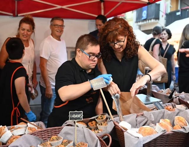 L’obrador de pastisseria del Centre Ocupacional del Bosc, d'inserció laboral de persones amb discapacitat, va ser premiat en la quarta edició dels premis. FOTO: Obrador