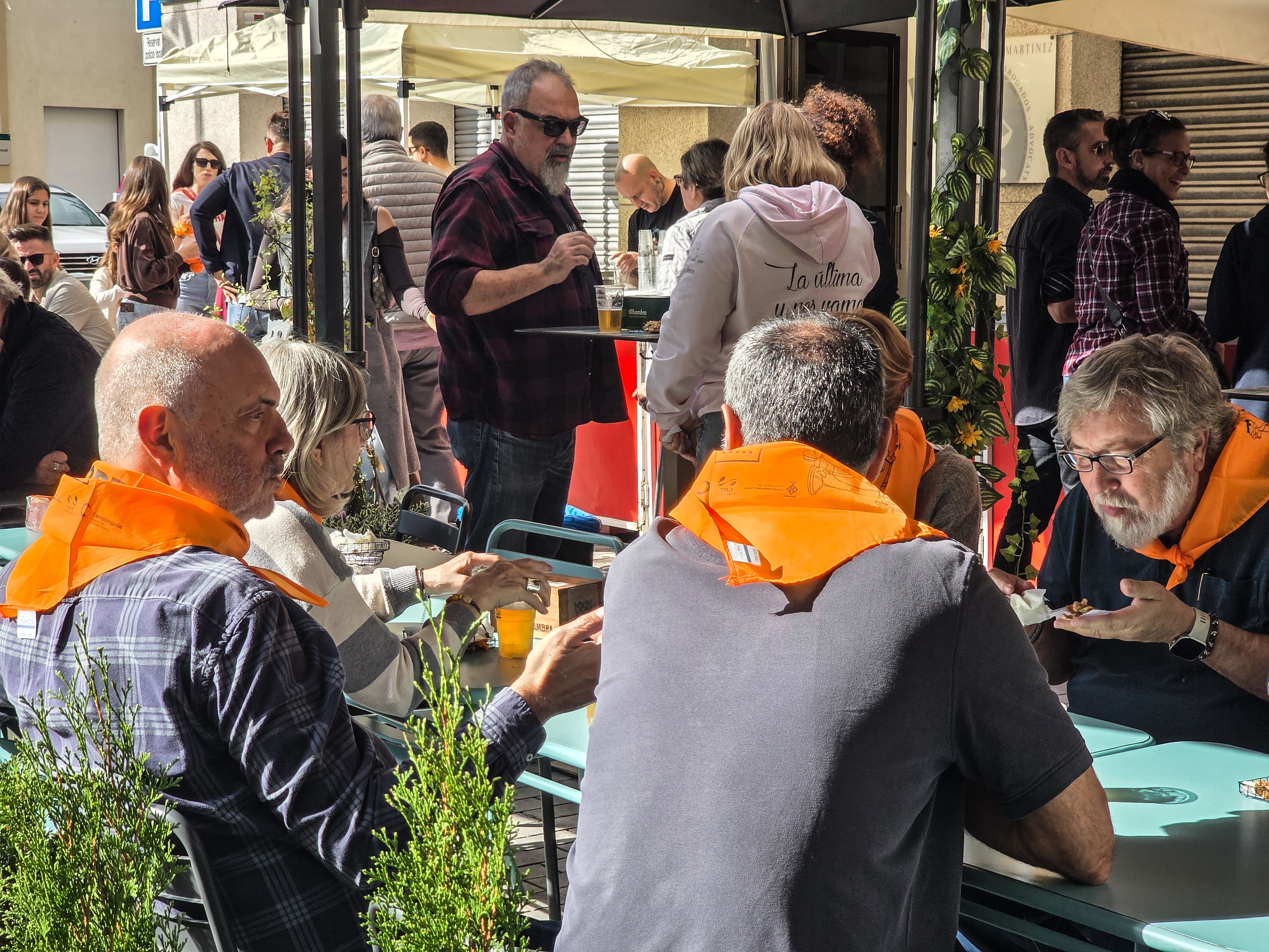 Corretapes amb amics. Foto: Marc Mata Corretapes amb amics. Foto: Marc Mata