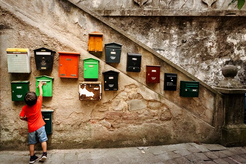 Una de les imatges de 'El niño que vendió el mundo'. Foto: Dom Fernández (AFOCER) Una de les imatges de 'El niño que vendió el mundo'. Foto: Dom Fernández (AFOCER)