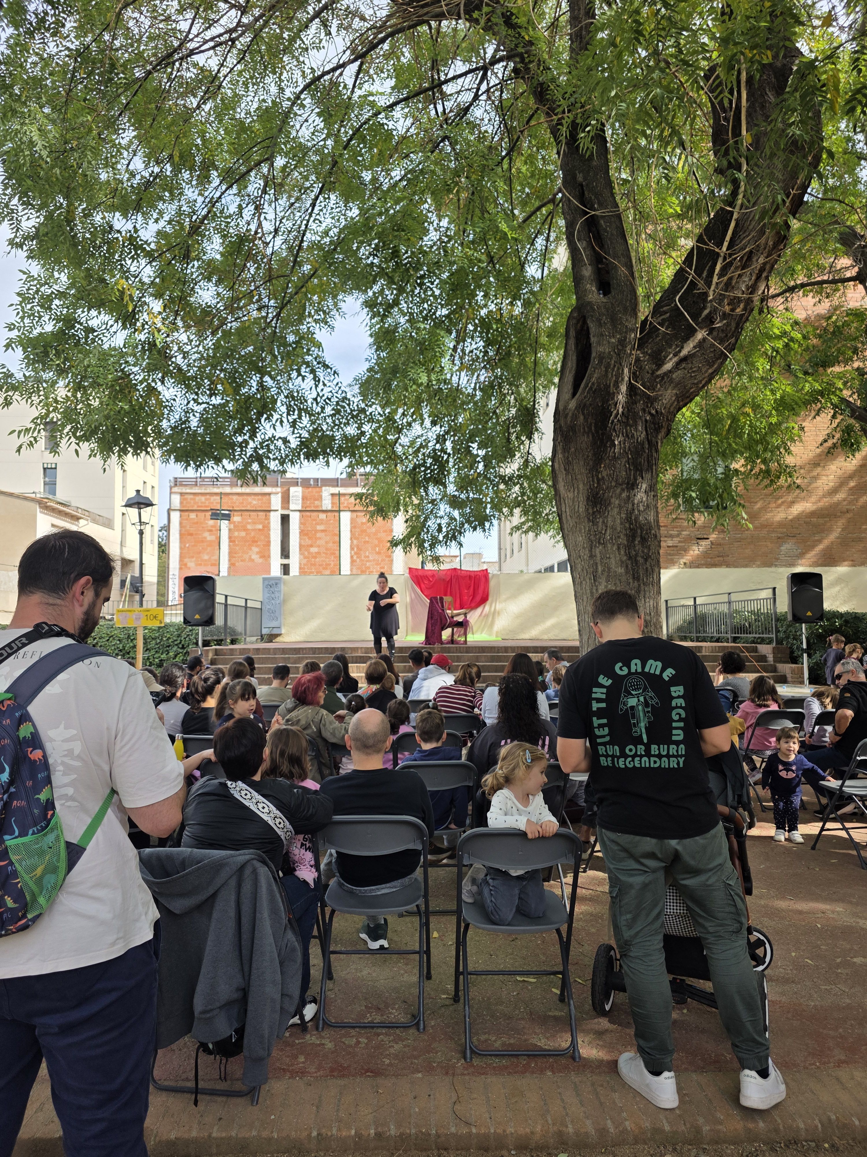 Contacontes dramatitzat 'Sant Martí, un personatge de llegenda'. Foto: Marc Mata