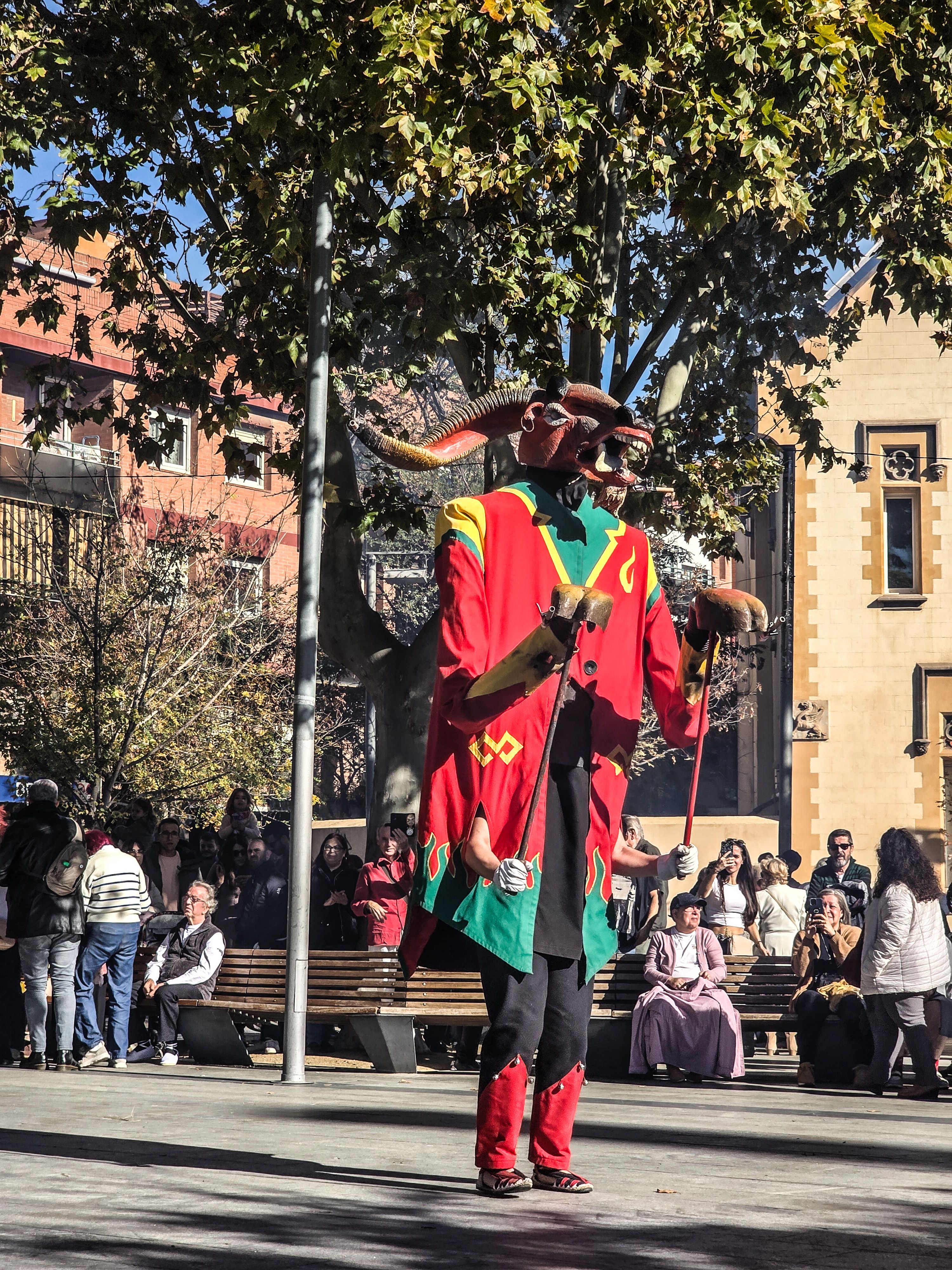 Diables a la plaça Abat Oliba. Foto: Marc Mata