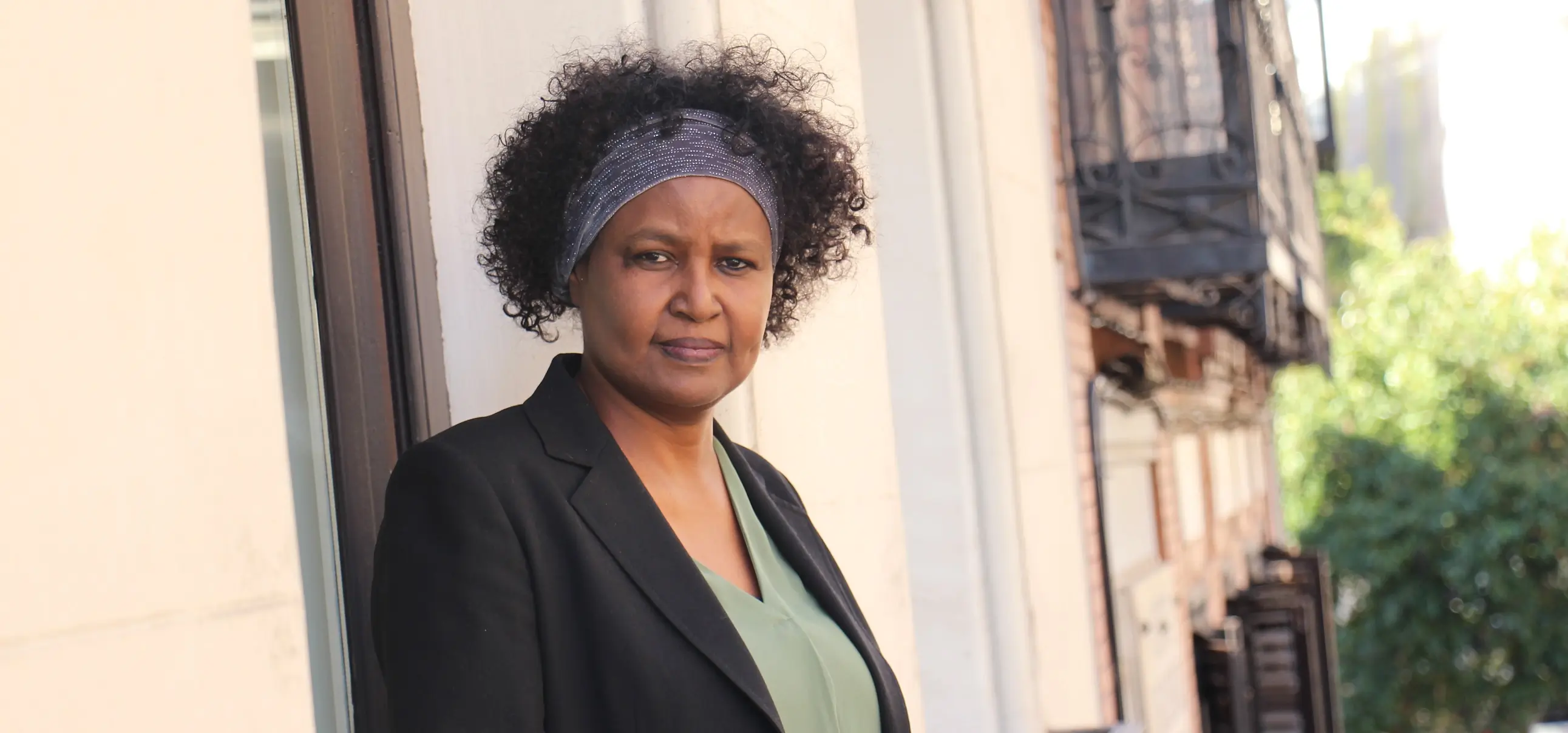 Asha Ismail, fundadora de Save a Girl Save a Generation, parla aquest dijous 13 a la Biblioteca FOTO: Amnistia Internacional