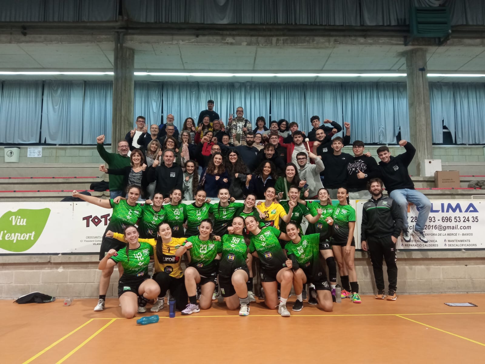 L'èquip senior femení del Club Handbol Cerdanyola