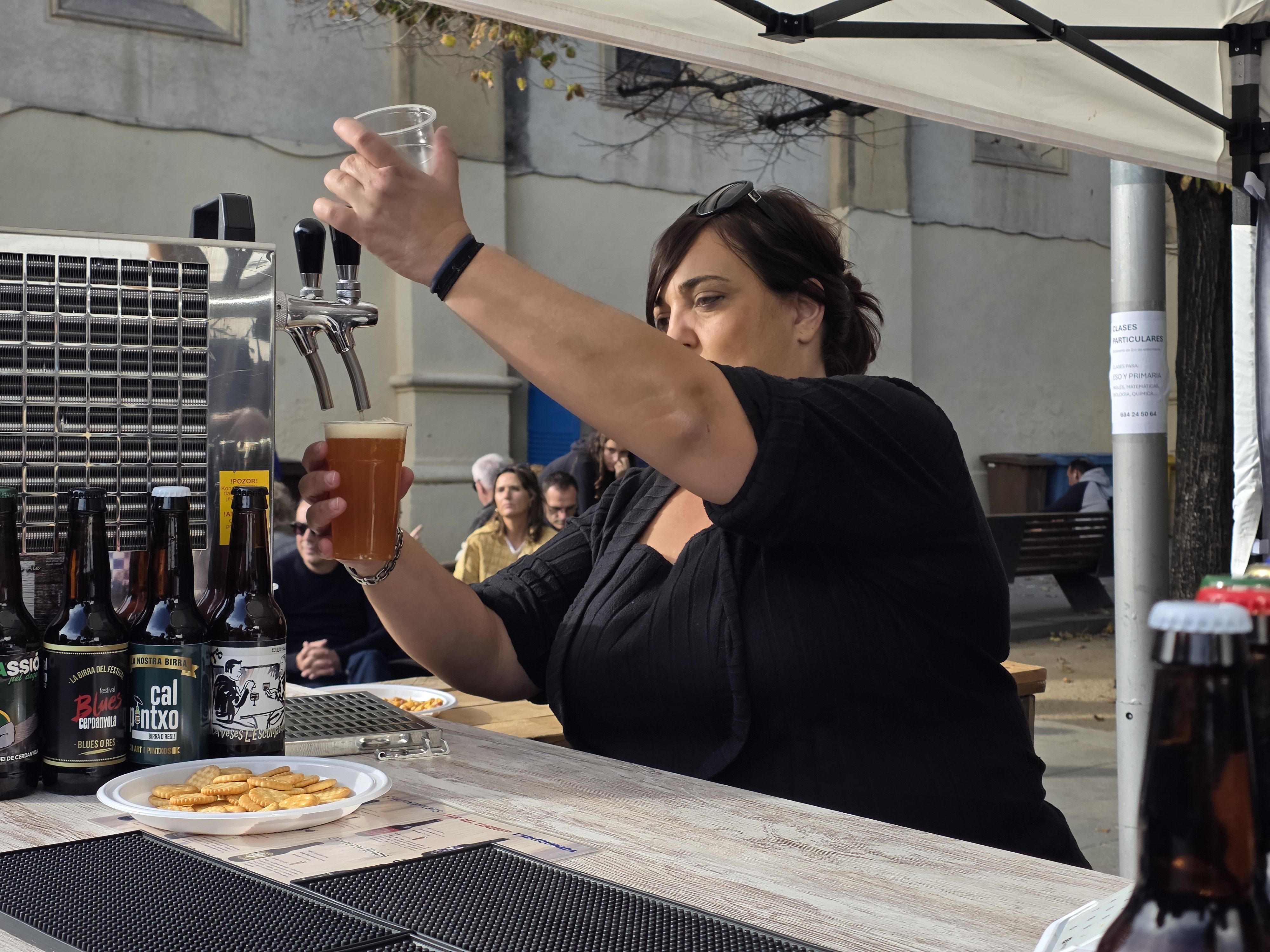 La primera Sarda Vi & Beer tanca la programació de la Festa Major de Sant Martí 2025. Foto: Marc Mata 