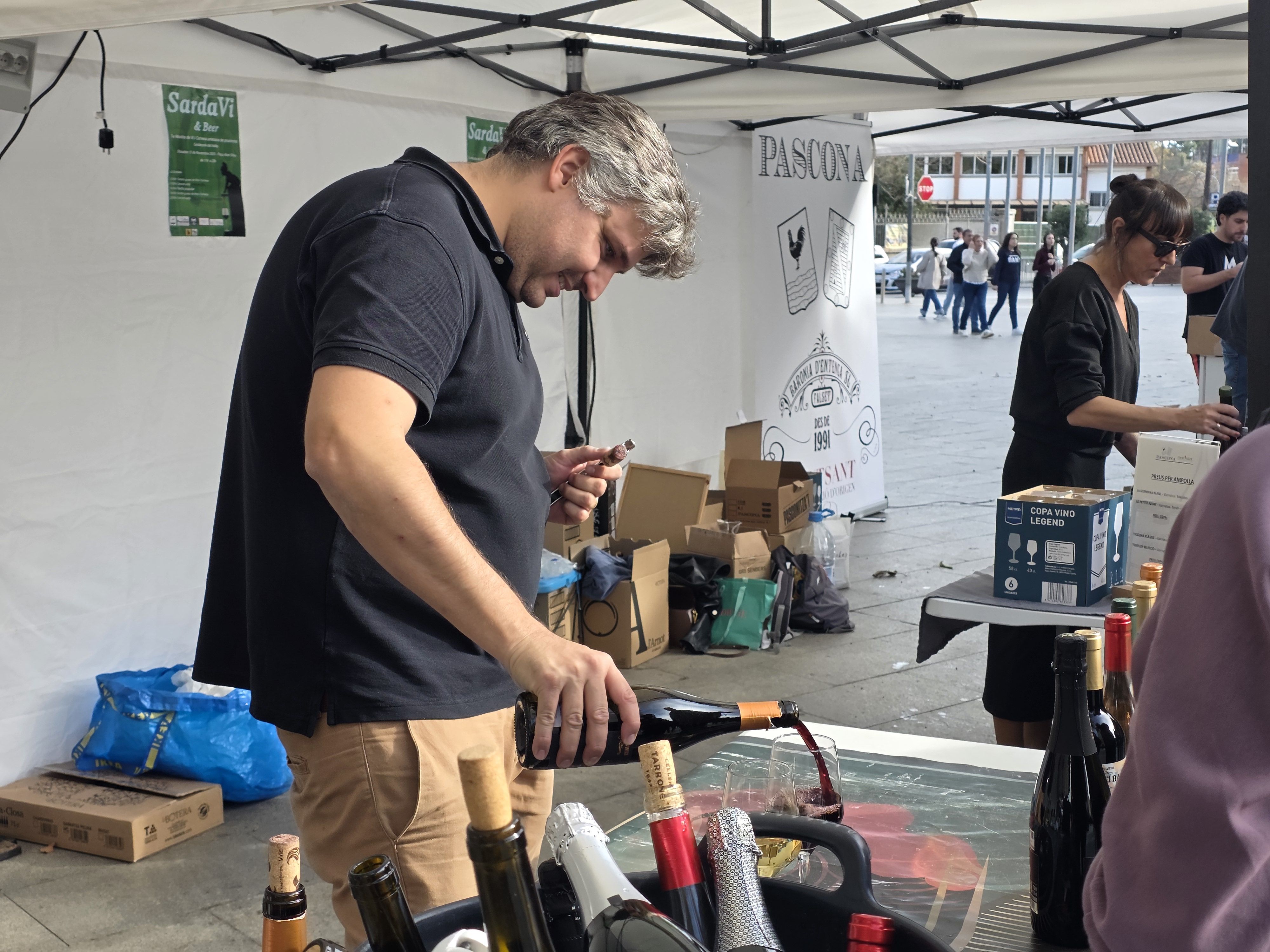 La primera Sarda Vi & Beer tanca la programació de la Festa Major de Sant Martí 2025. Foto: Marc Mata 