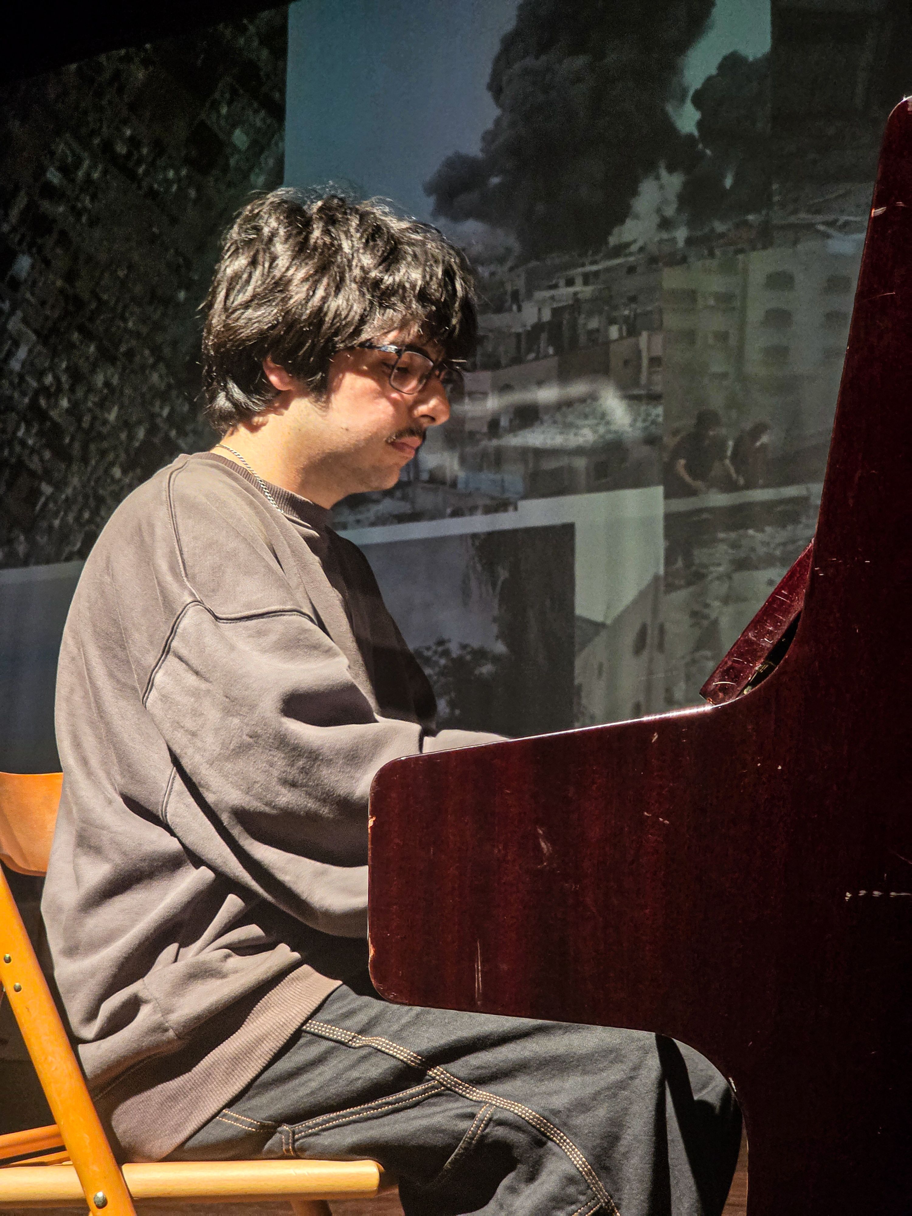 Reivindicació, música i poemes. FOTO: Marc Mata