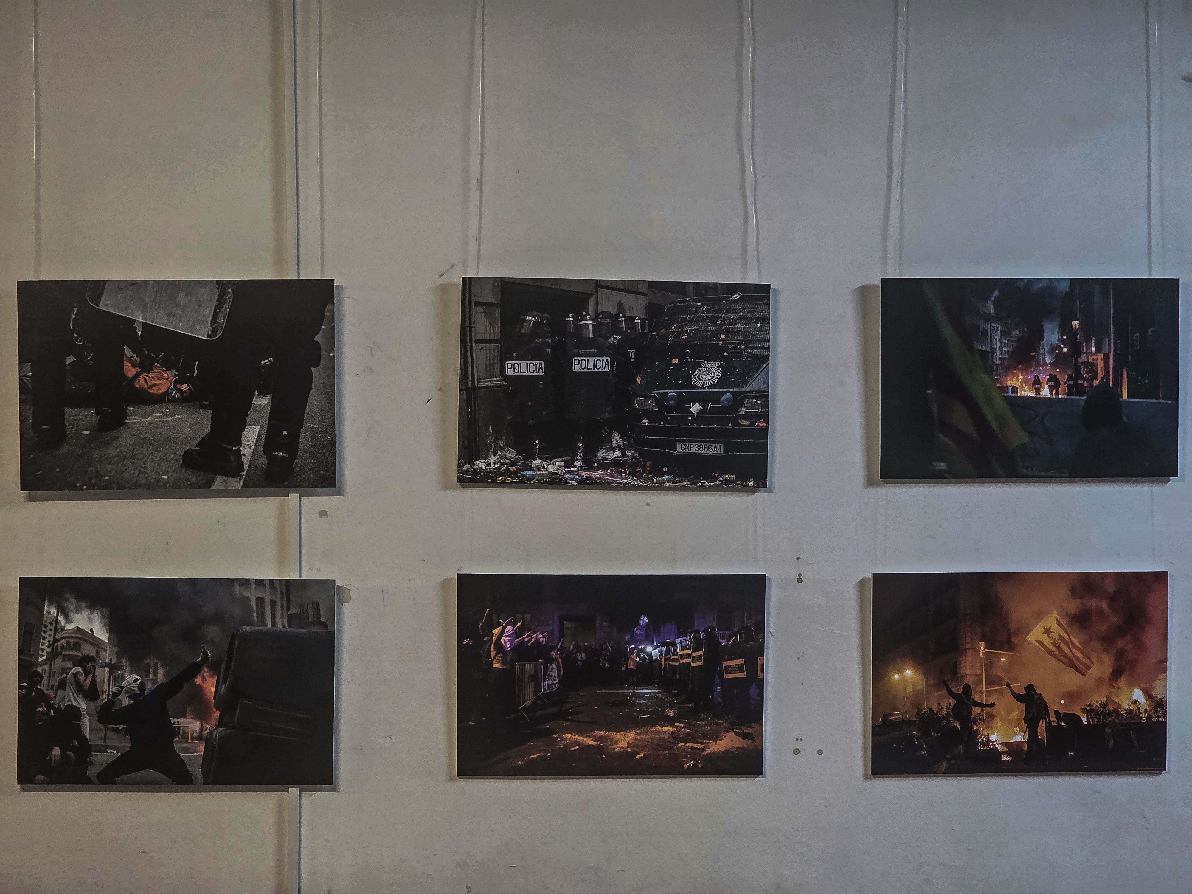 Exposició fotogràfica de Mireia Comas al Casal Popular La Flama 