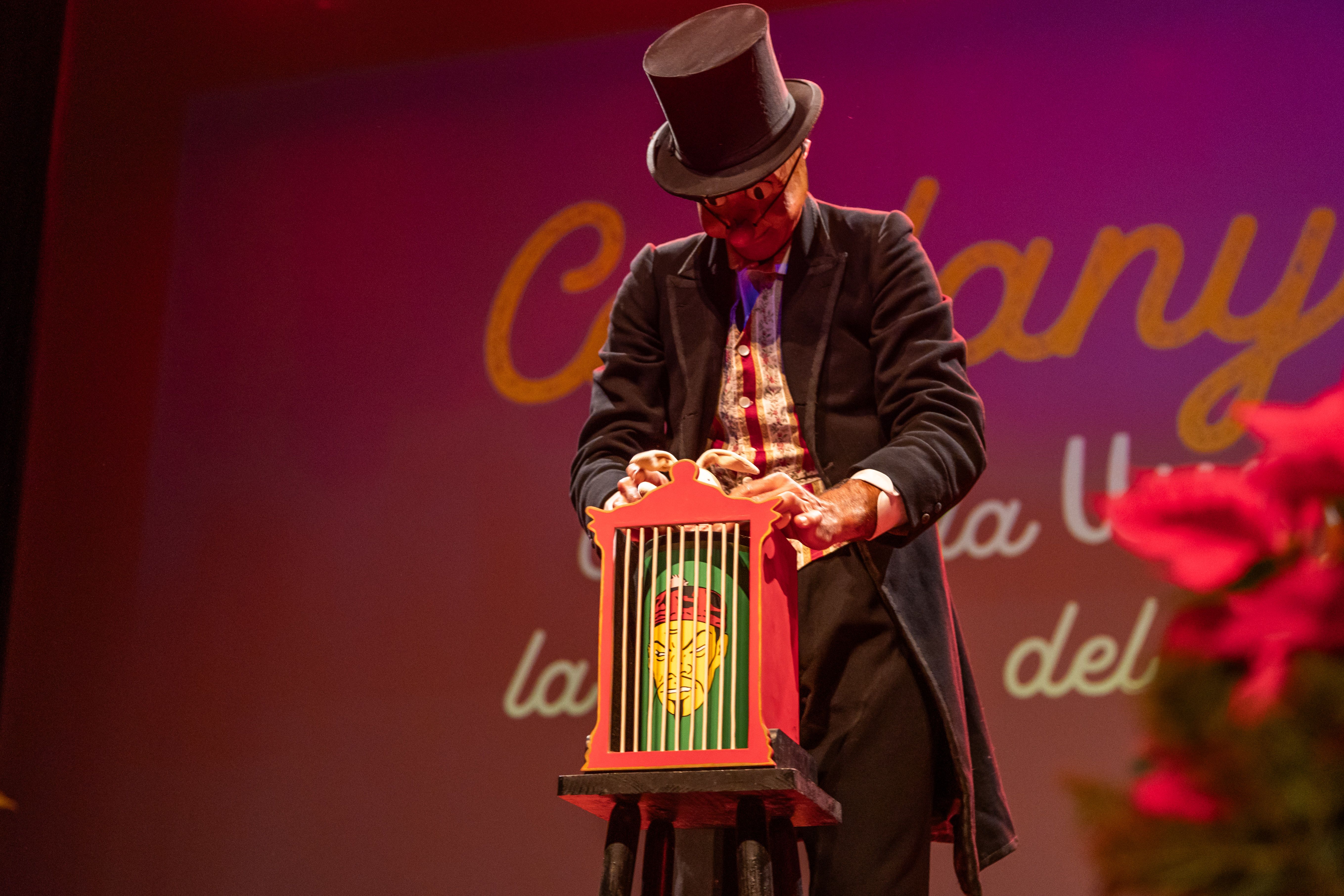 Tastet de circ, en la presentació del programa nadalenc, amb més de 70 propostes i tres grans espectacles familiars. FOTO: Arnau Padilla. 