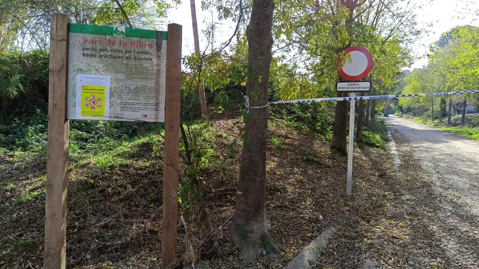 Tancats els accessos a Collserola i cartells informatius. FOTO: Ajuntament de Cerdanyola