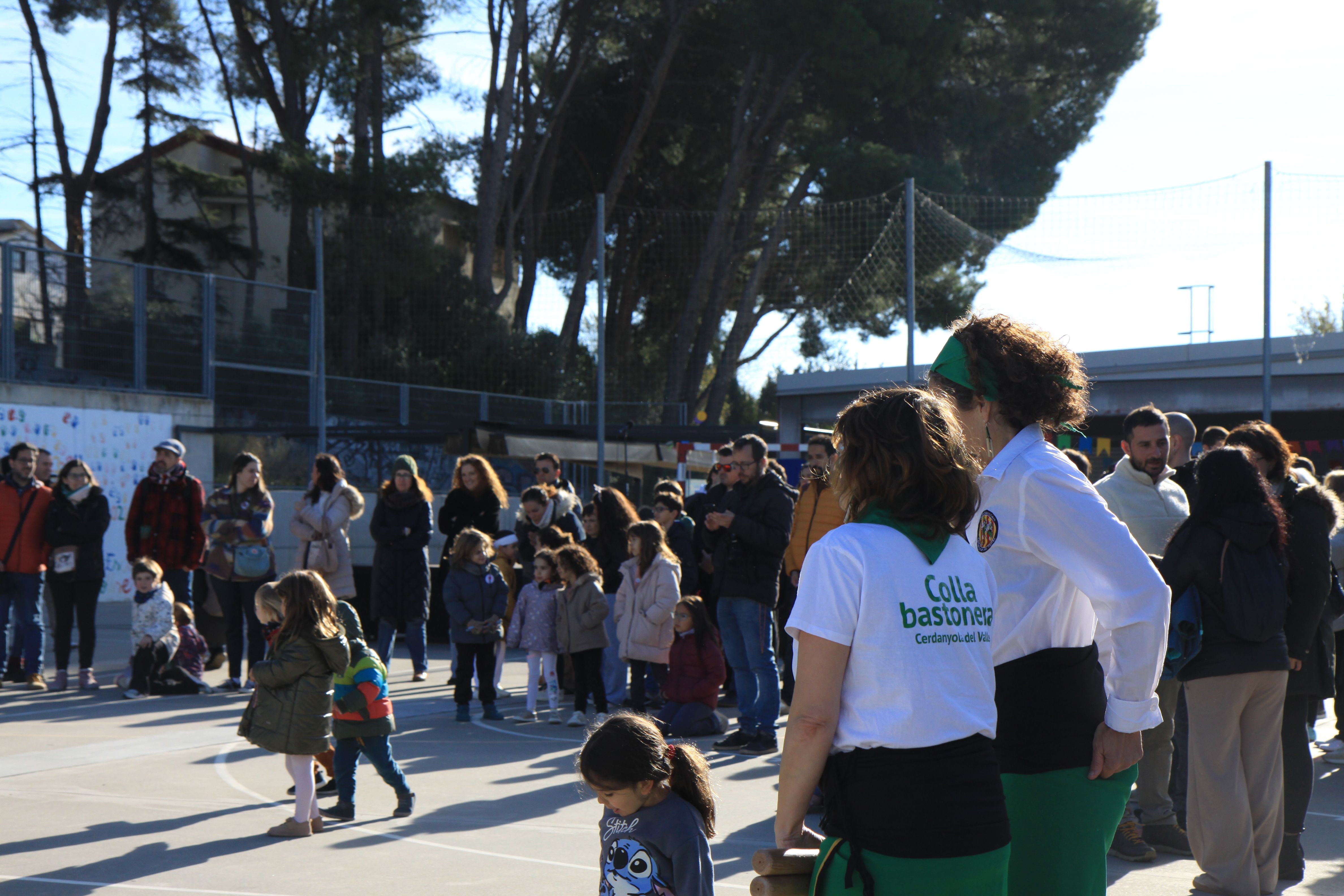 Exhibició de la colla de bastoners. Foto: Laia Jubany