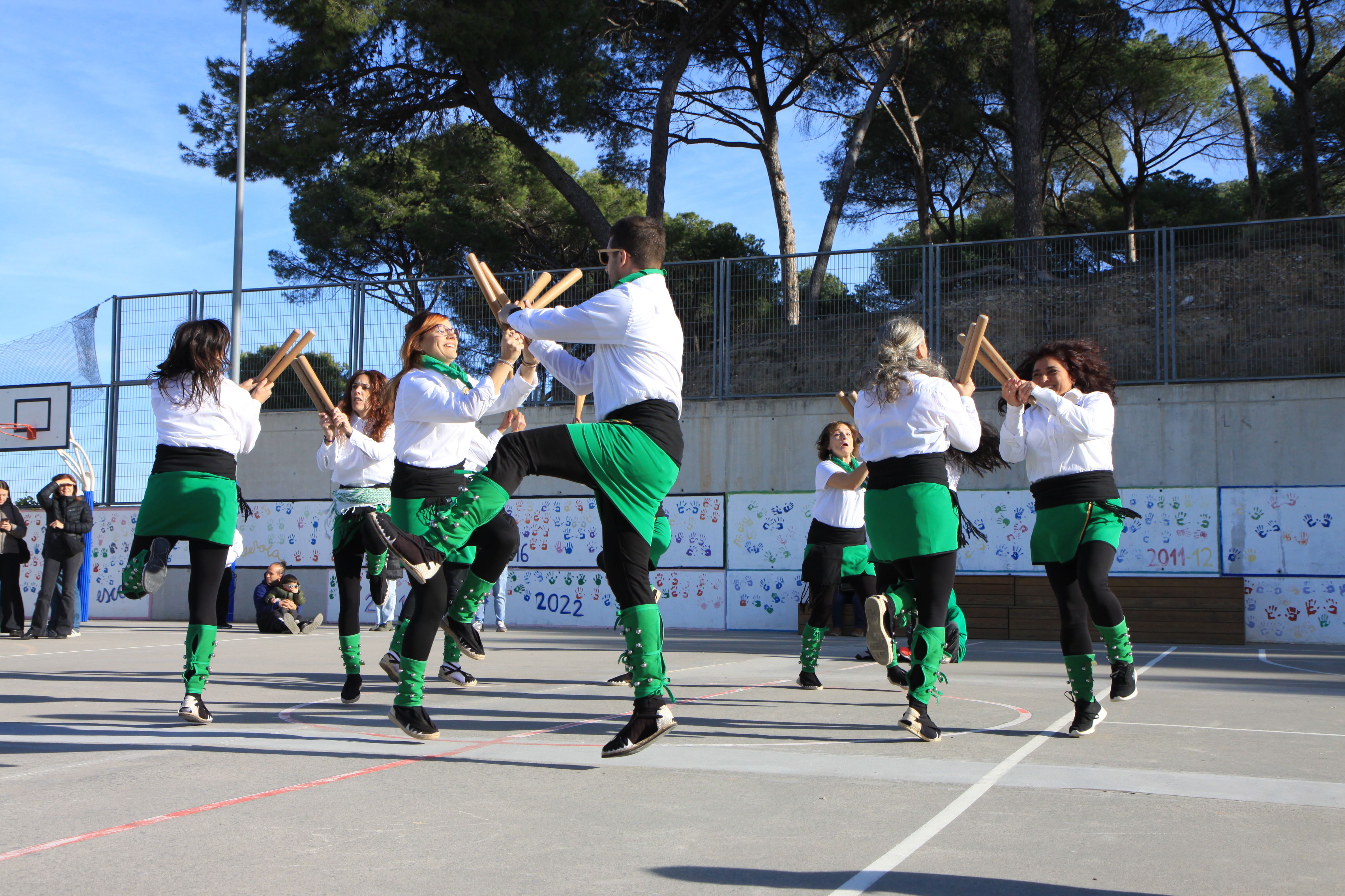 Exhibició de la colla de bastoners. Foto: Laia Jubany