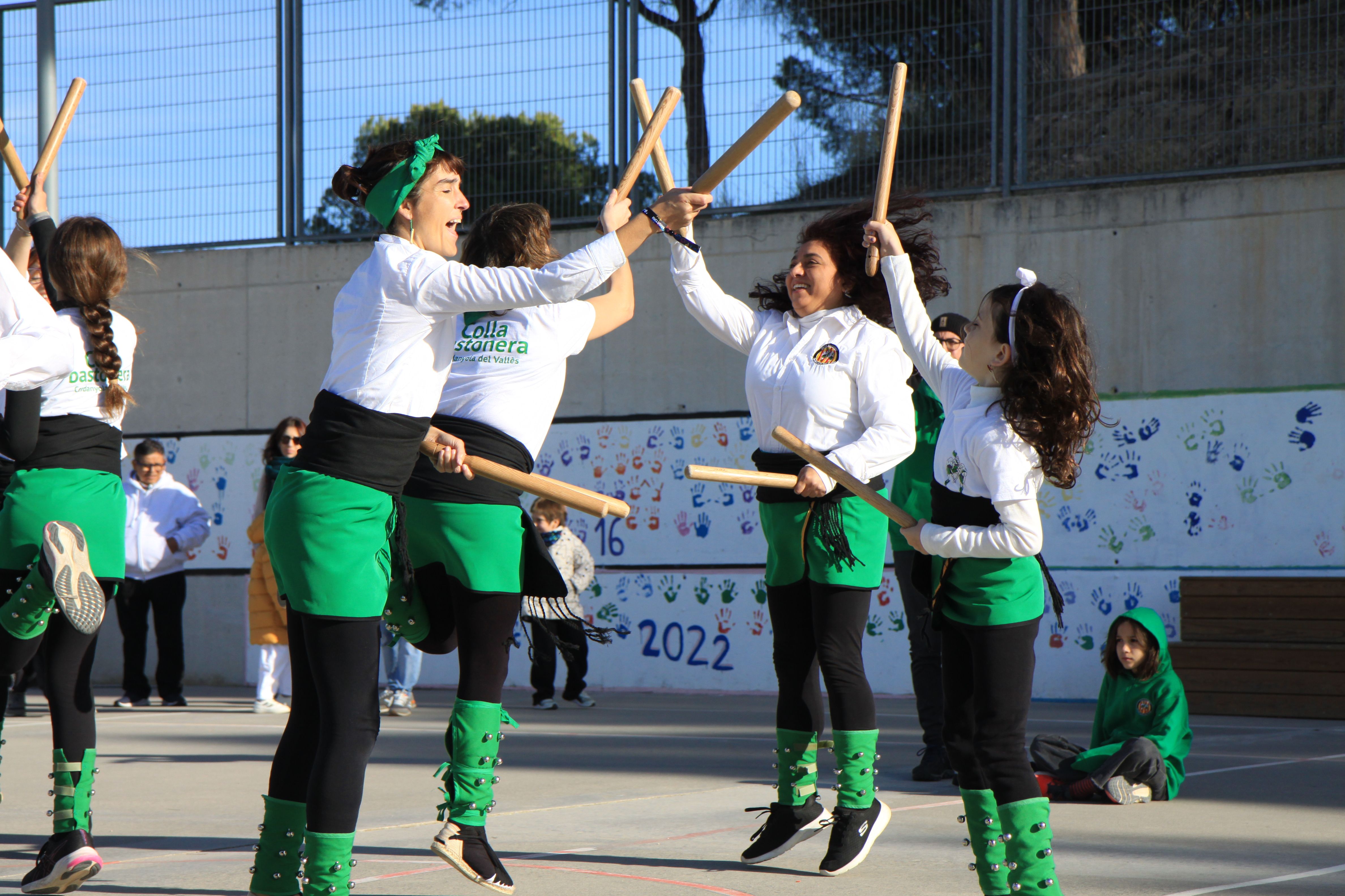 Exhibició de la colla de bastoners. Foto: Laia Jubany