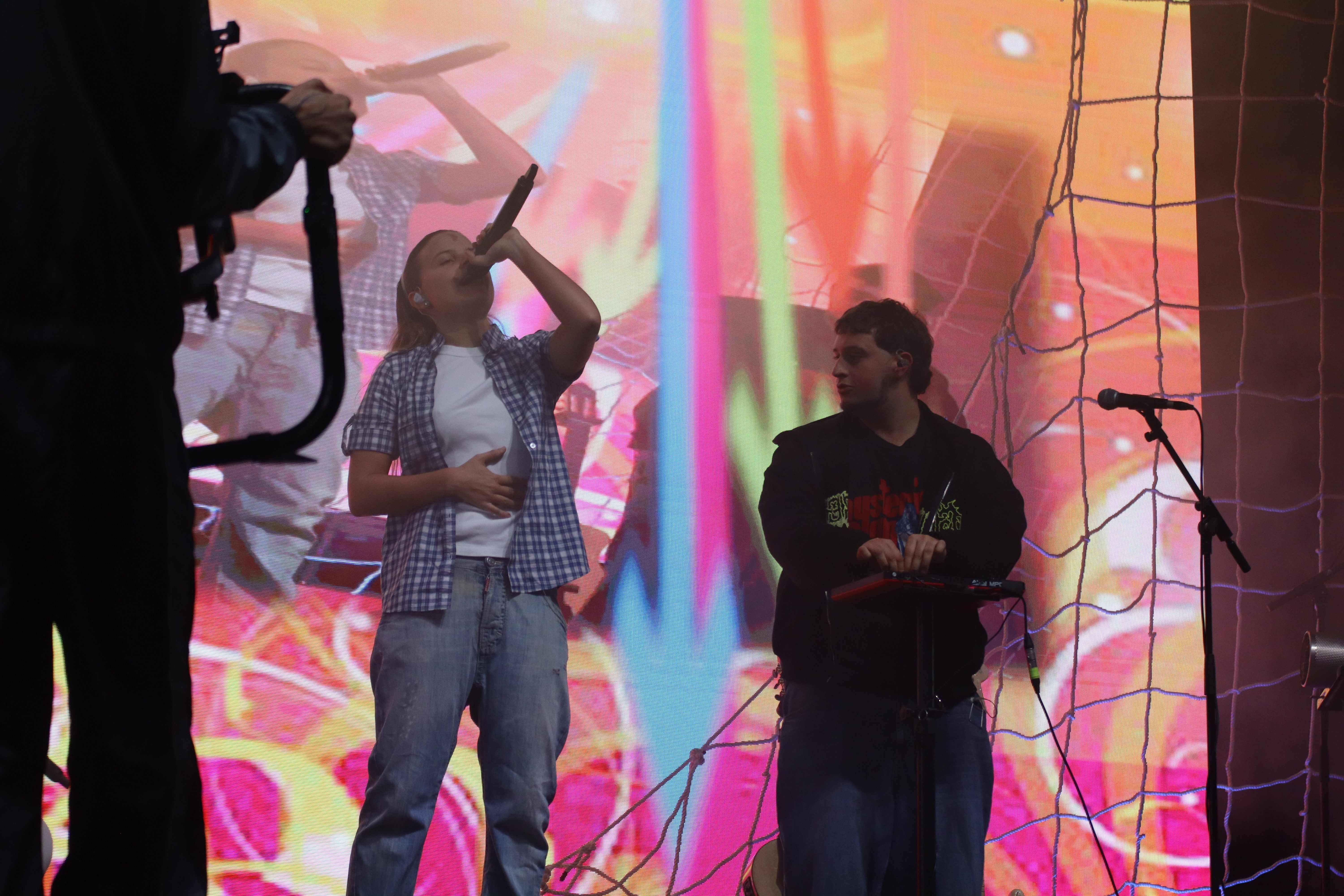 Mushkaa tanca gira a Cerdanyola i revoluciona a més de 2000 joves al parc Xarau. FOTO Marc Mata  