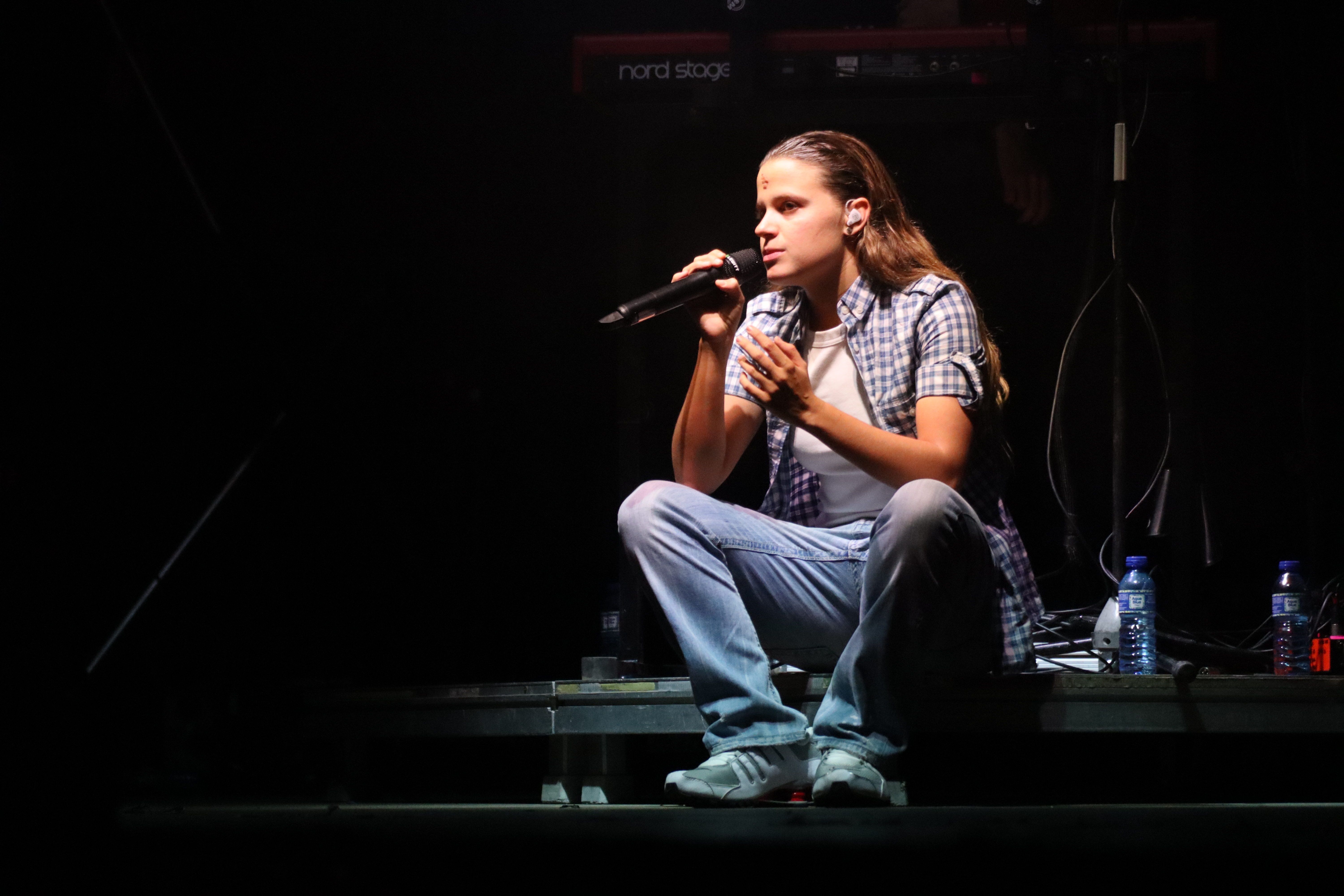 Mushkaa tanca gira a Cerdanyola i revoluciona a més de 2000 joves al parc Xarau. FOTO Marc Mata  
