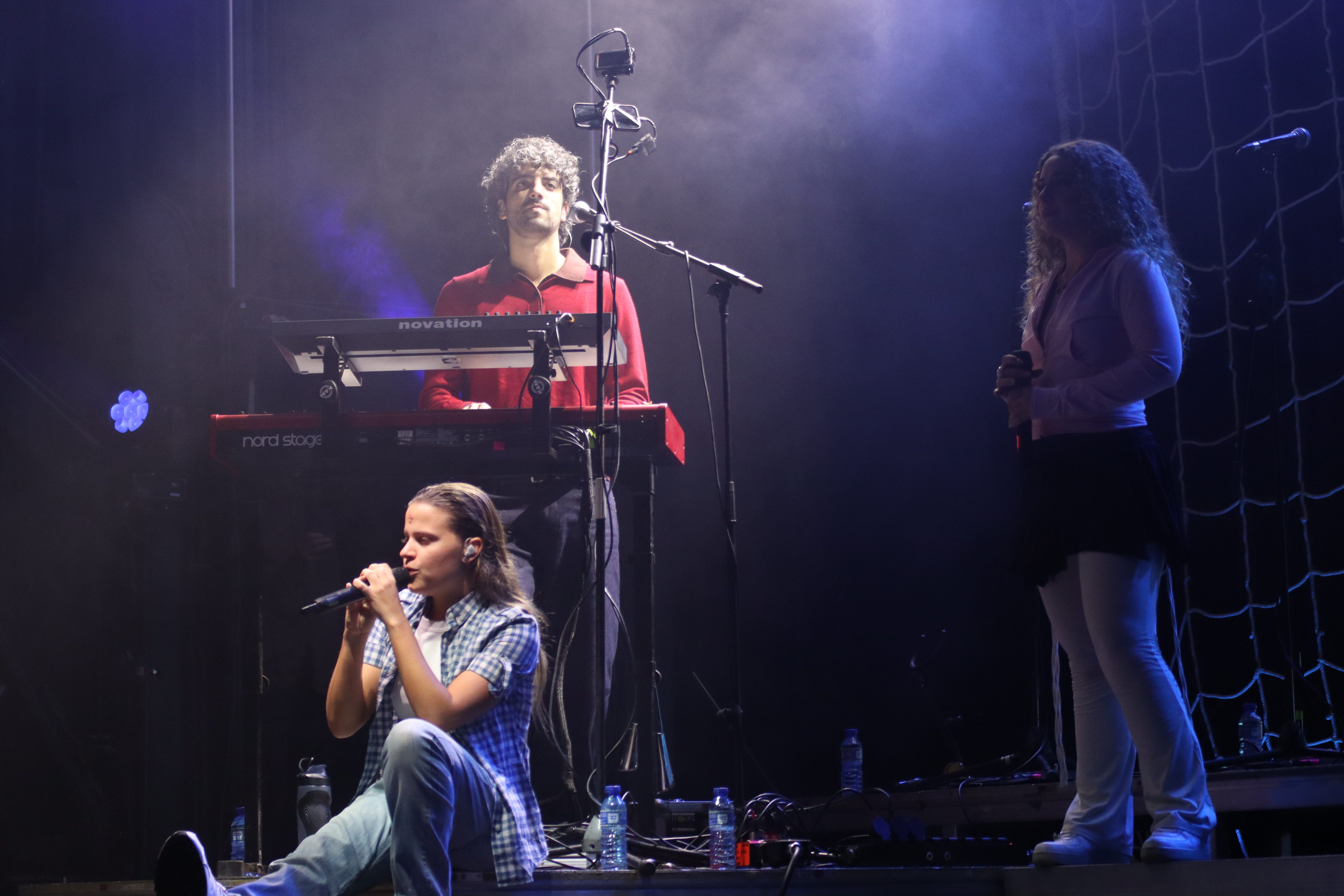 Mushkaa tanca gira a Cerdanyola i revoluciona a més de 2000 joves al parc Xarau. FOTO Marc Mata  