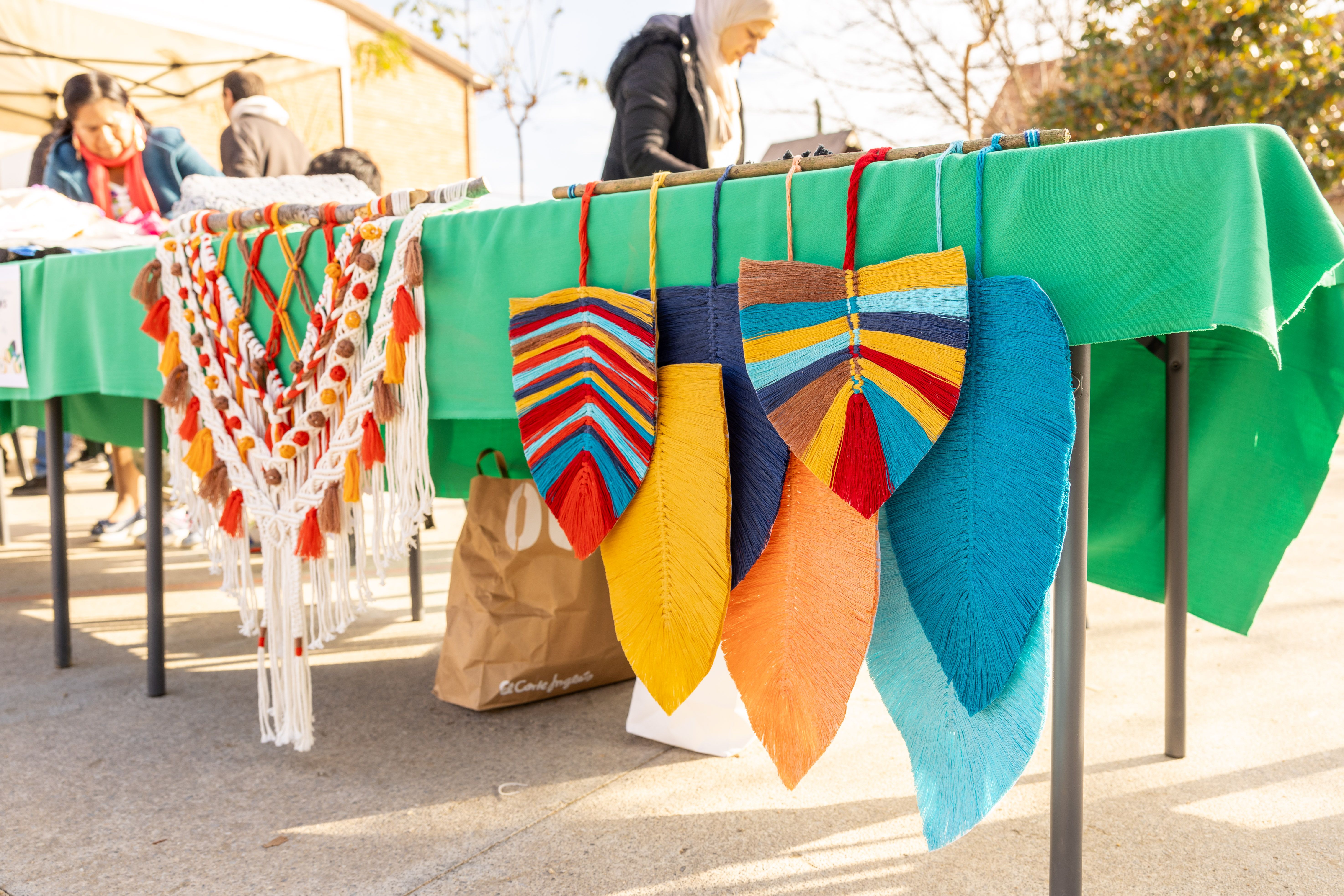 El treball artesanal com a símbol de comunitat, paciència i construcció col·lectiva. FOTO: Arnau Padilla