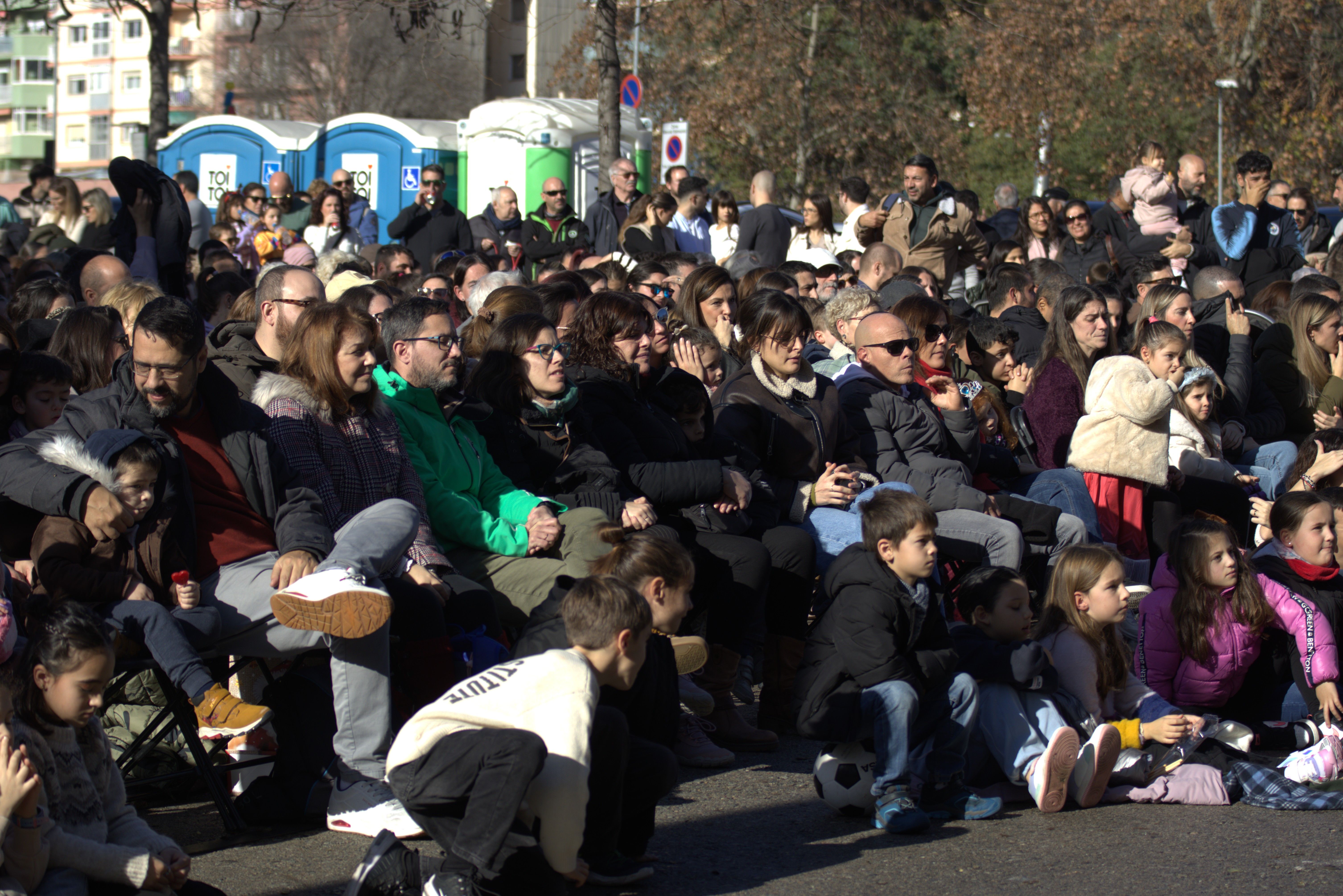El públic gaudeix de l'últim gran espectacle de l'any i del Nadal a Cerdanyola. Foto Marc Mata