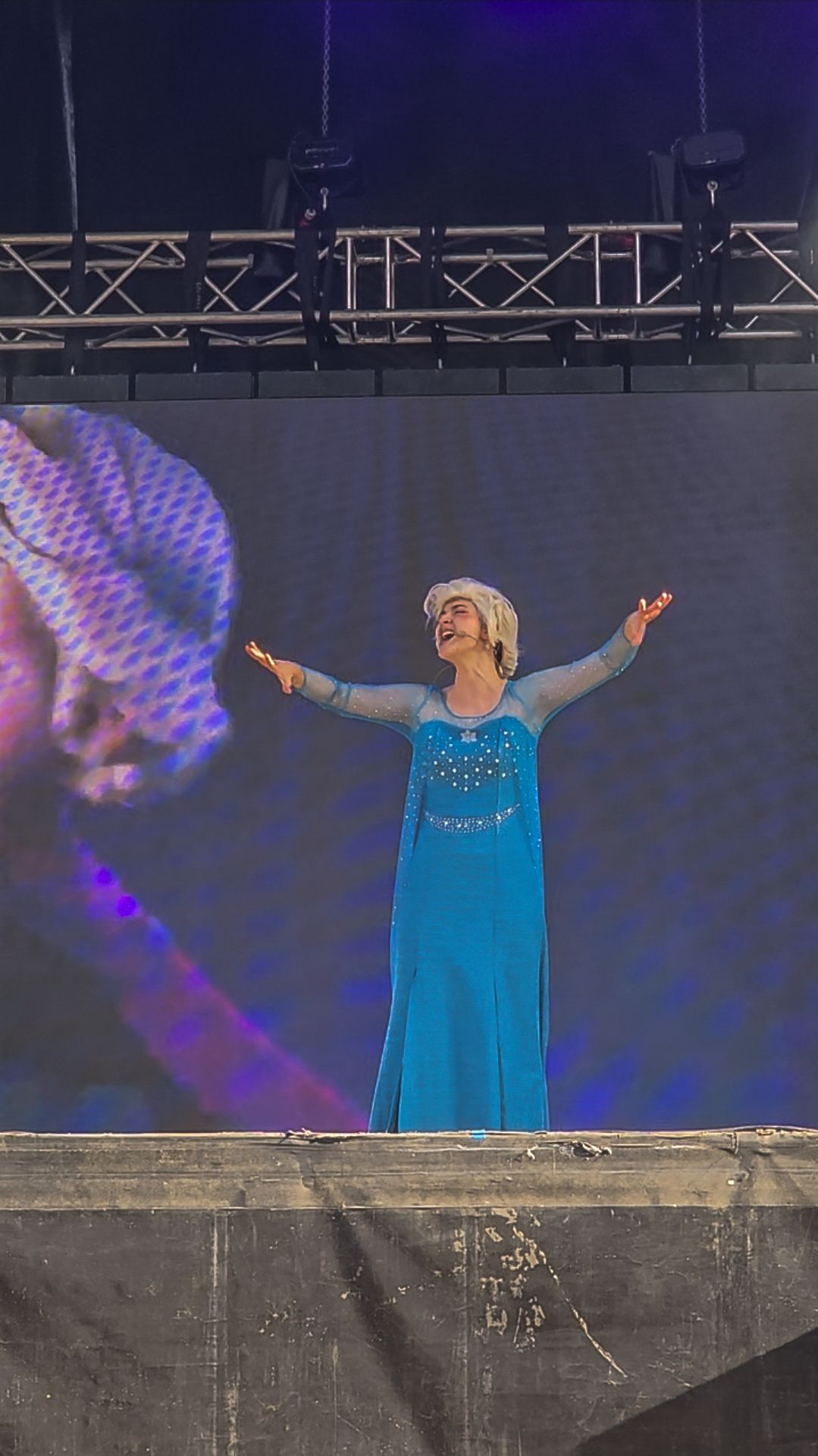 Un segle de música Disney, l'últim gran espectacle de l'any i del Nadal a Cerdanyola. Foto Marc Mata