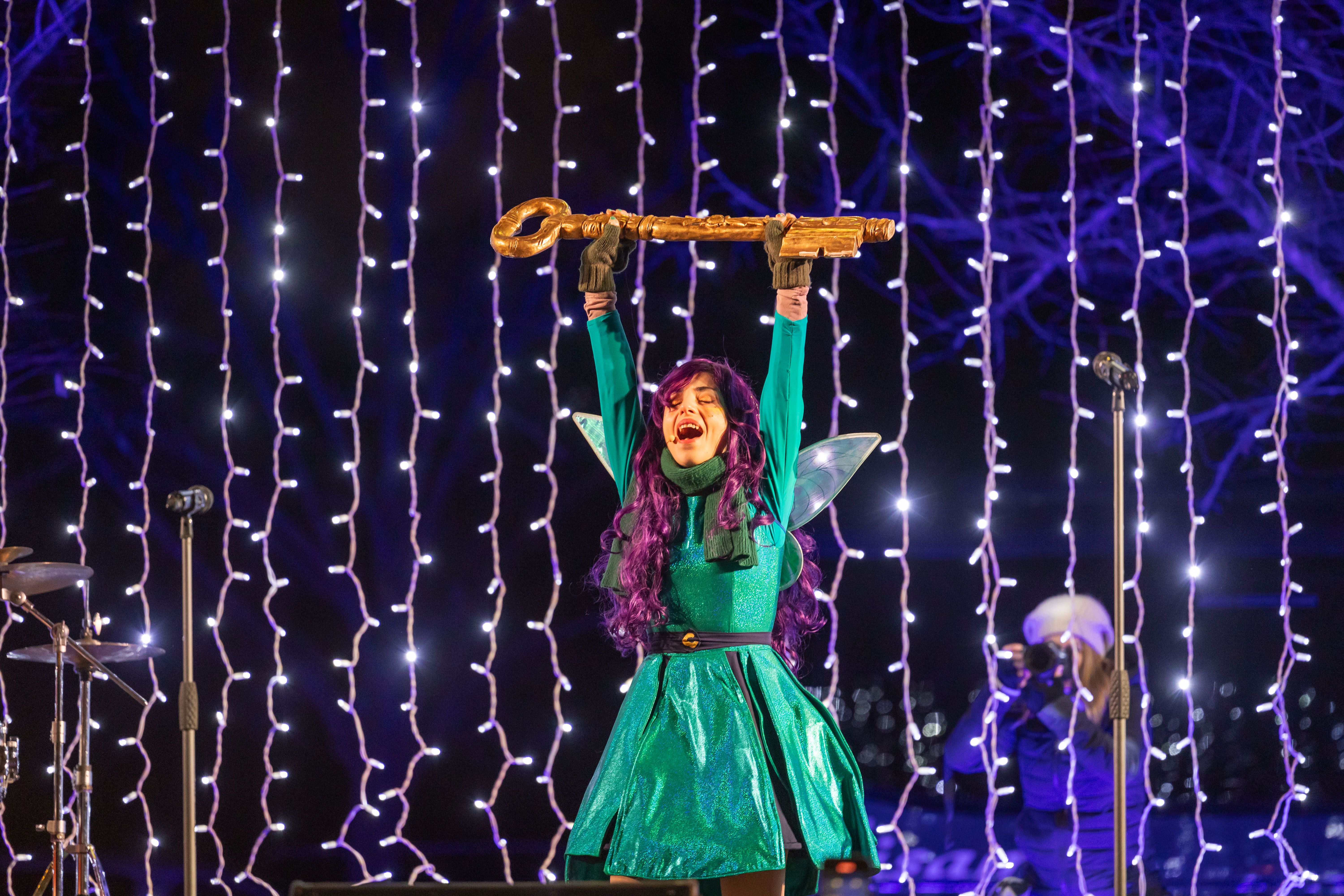 La Fada Alba porta la clau que obre totes les portes la nit de Reis (Arnau Padilla)