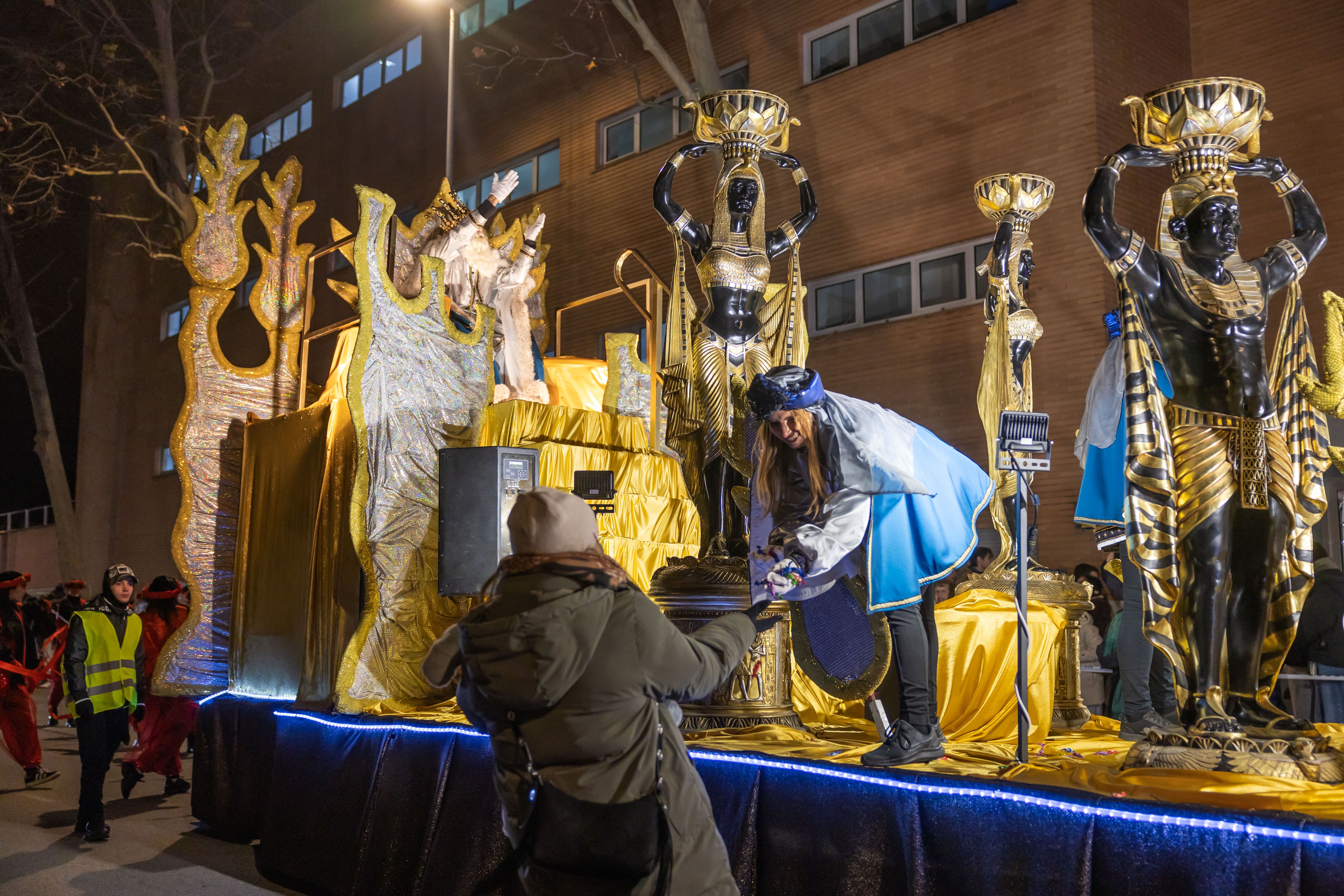 Una de les carrosses de la comitiva real, decorada fins a l'últim detall. FOTO: Arnau Padilla. 