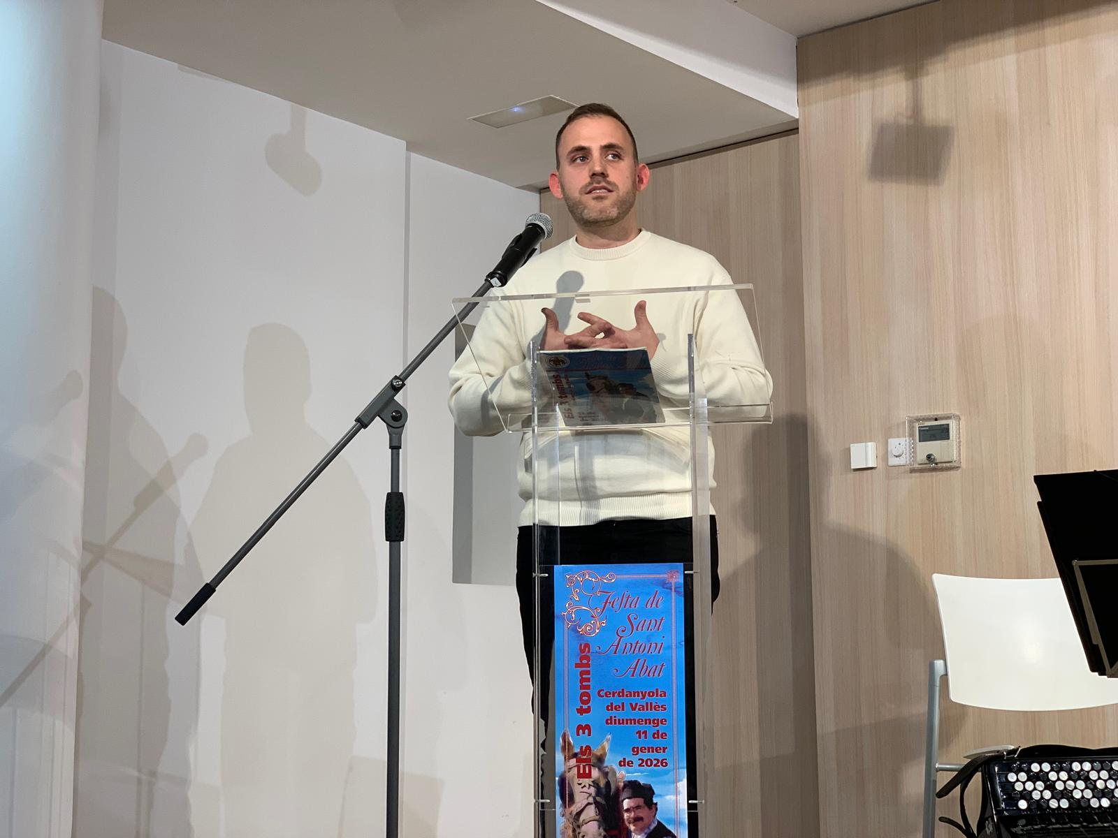 Parlament de l'alcalde Carlos Cordón en la presentació dels Tres Tombs, dijous 2 de gener. FOTO: Judit Josa. 