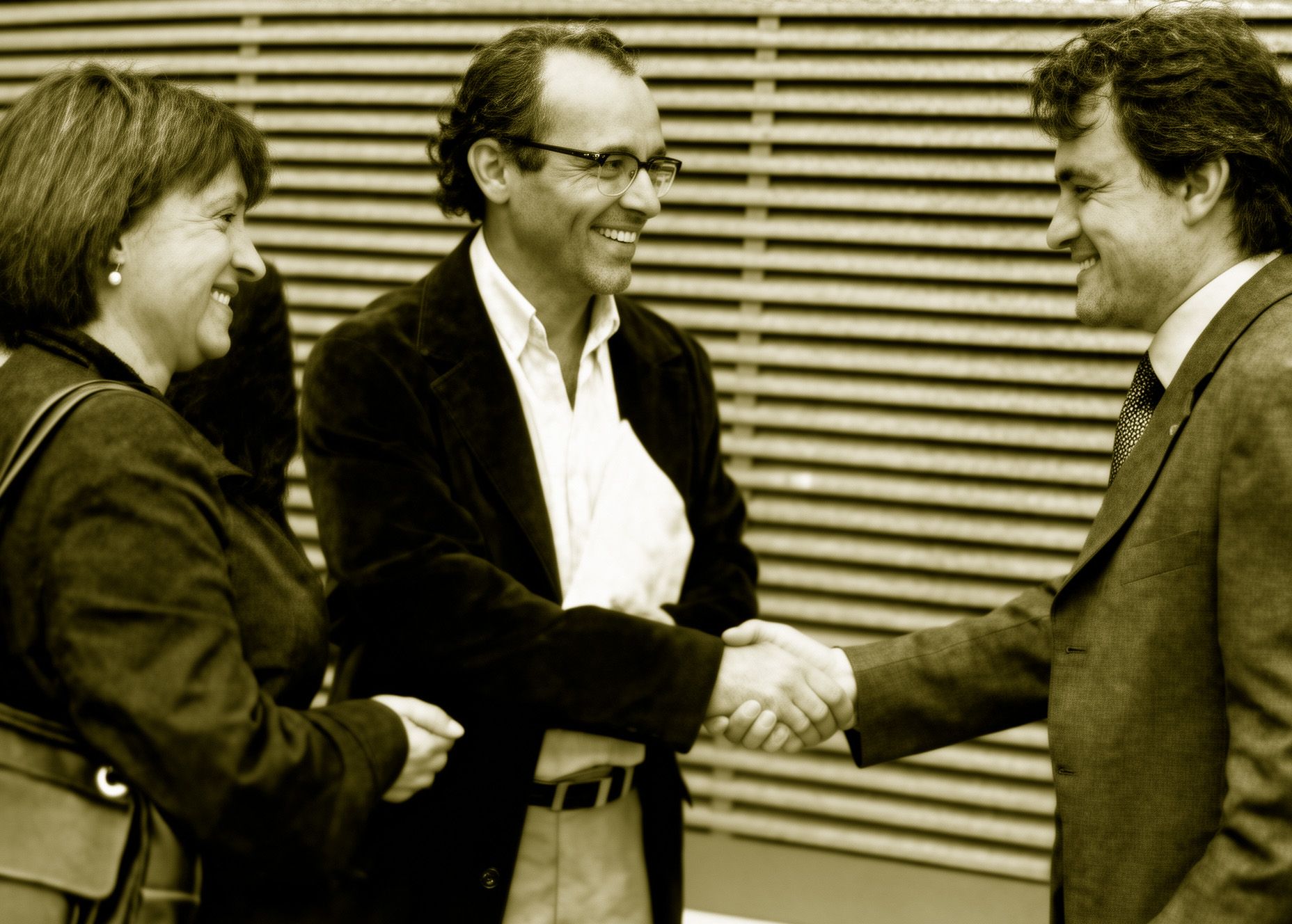  Artur Mas amb Fèlix Riba i Consol Pla, inaugurant el nou local de CDC a Bellaterra. FOTO: Cedanyola al dia