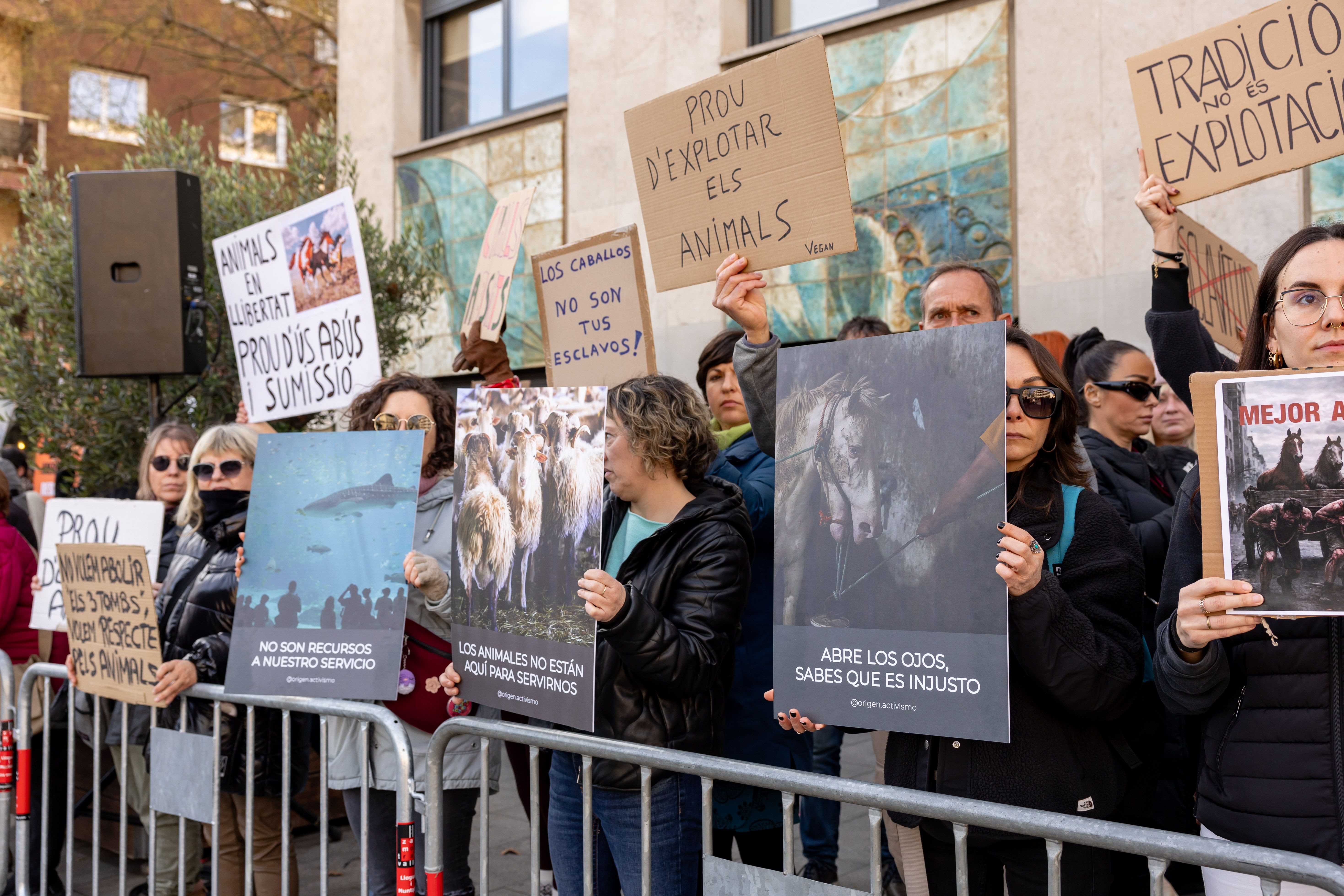 Protesta contra aquesta festivitat. Foto: Arnau Padilla