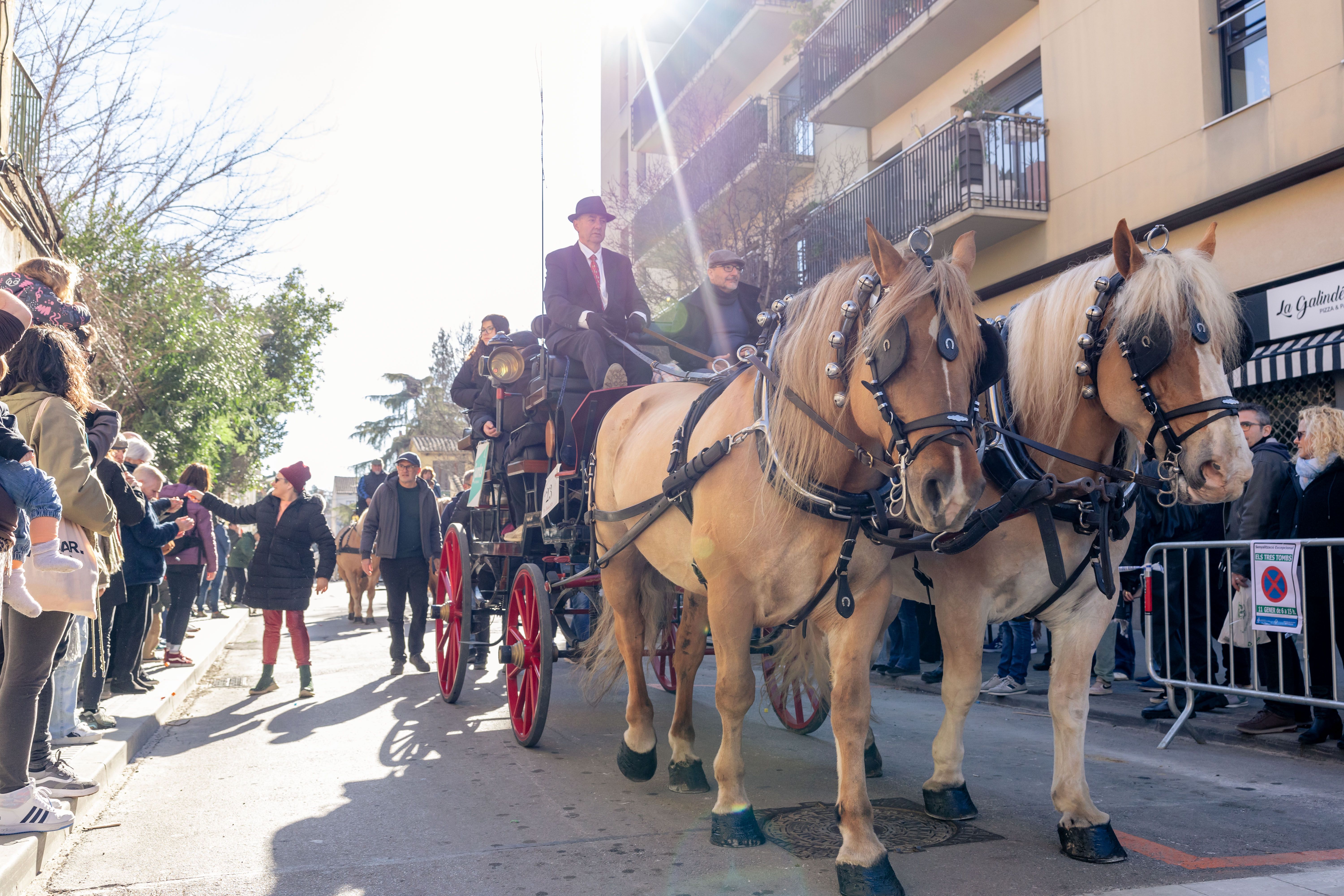 La passada dels Tres Tombs ha tornat a Cerdanyola. Foto: Arnau Padilla