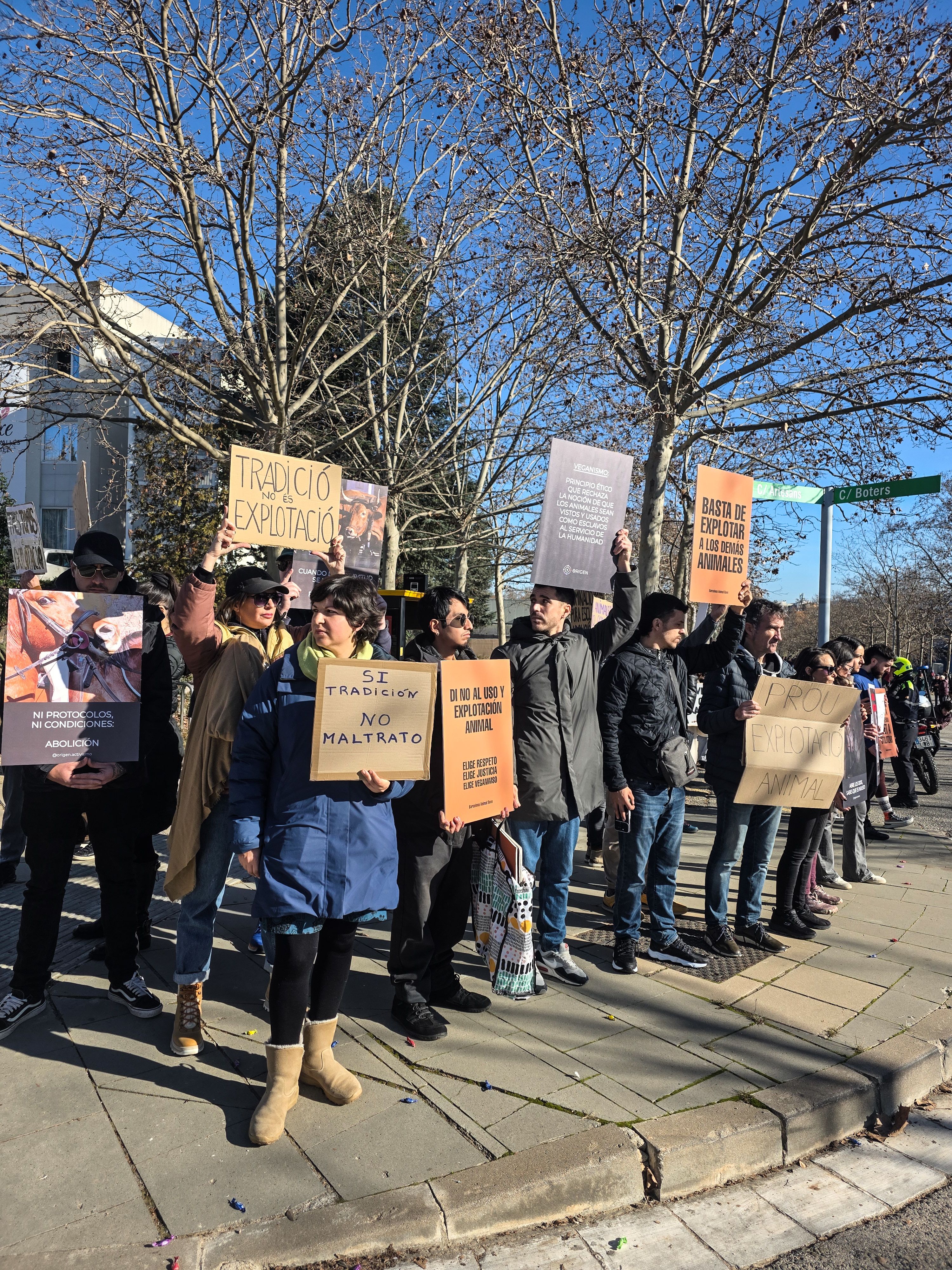 Les protestes contra aquesta festivitat han començat a l'inici. Foto: Marc Mata