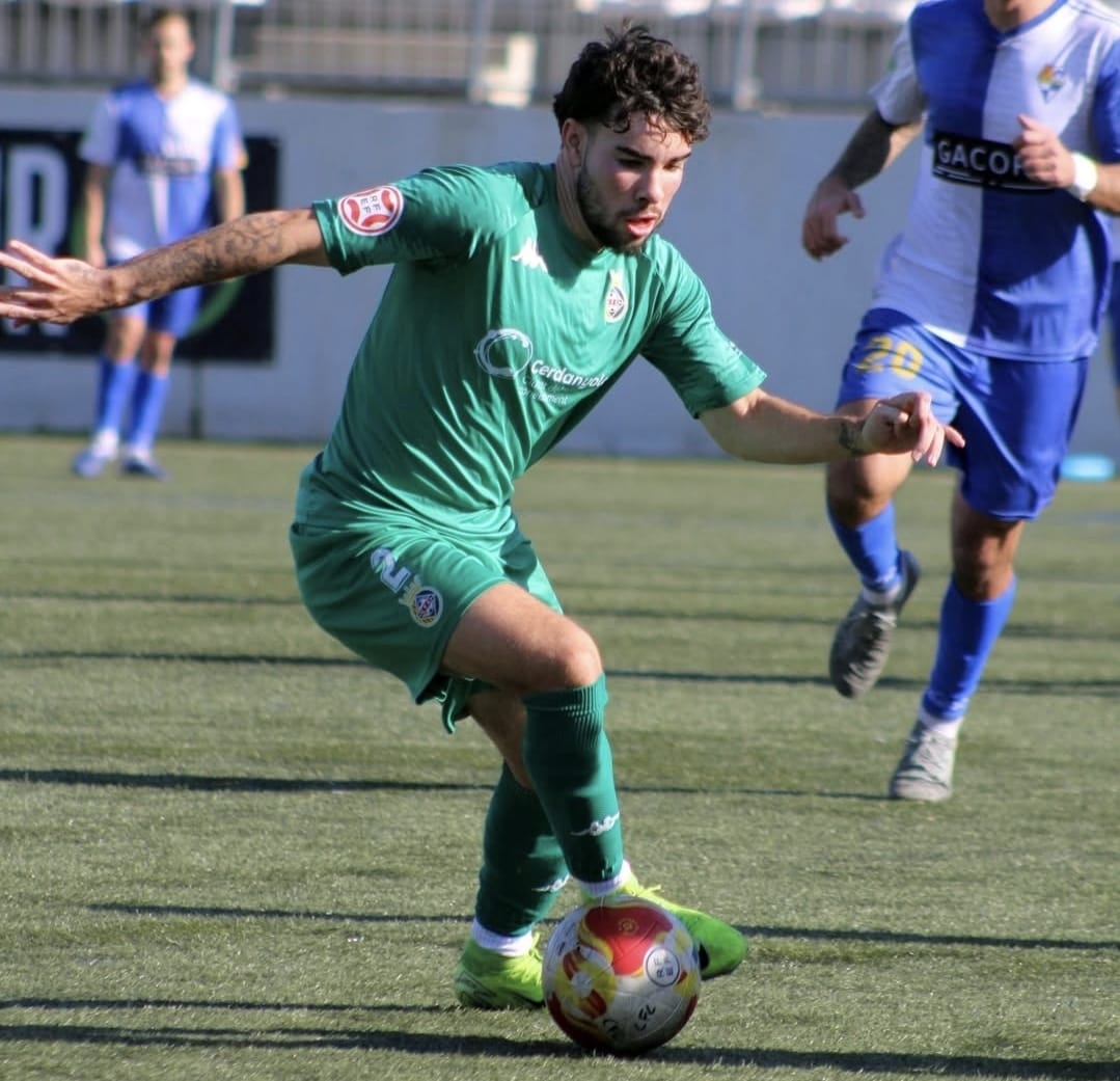 Partit del Cerdanyola contra el Can Vidalet el passar 11 de gener. Foto: Cerdanyola FC (Arxiu)