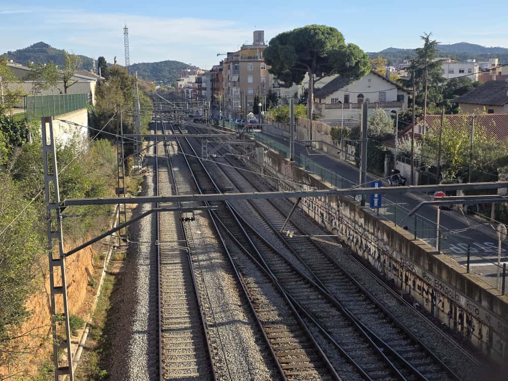 Vies del tren a Cerdanyola. Foto: Marc Mata 