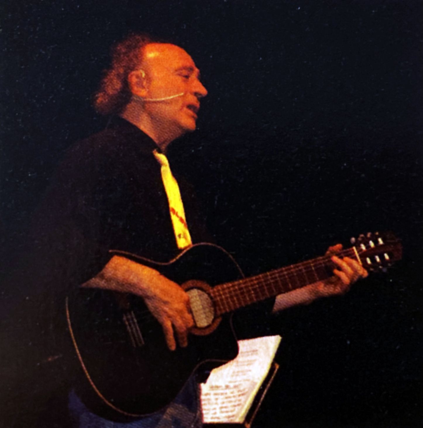 Sisa, “el cantautor galàctic”, en concert al Teatre de l’Ateneu l’any 2007. FOTO: Cerdanyola al dia