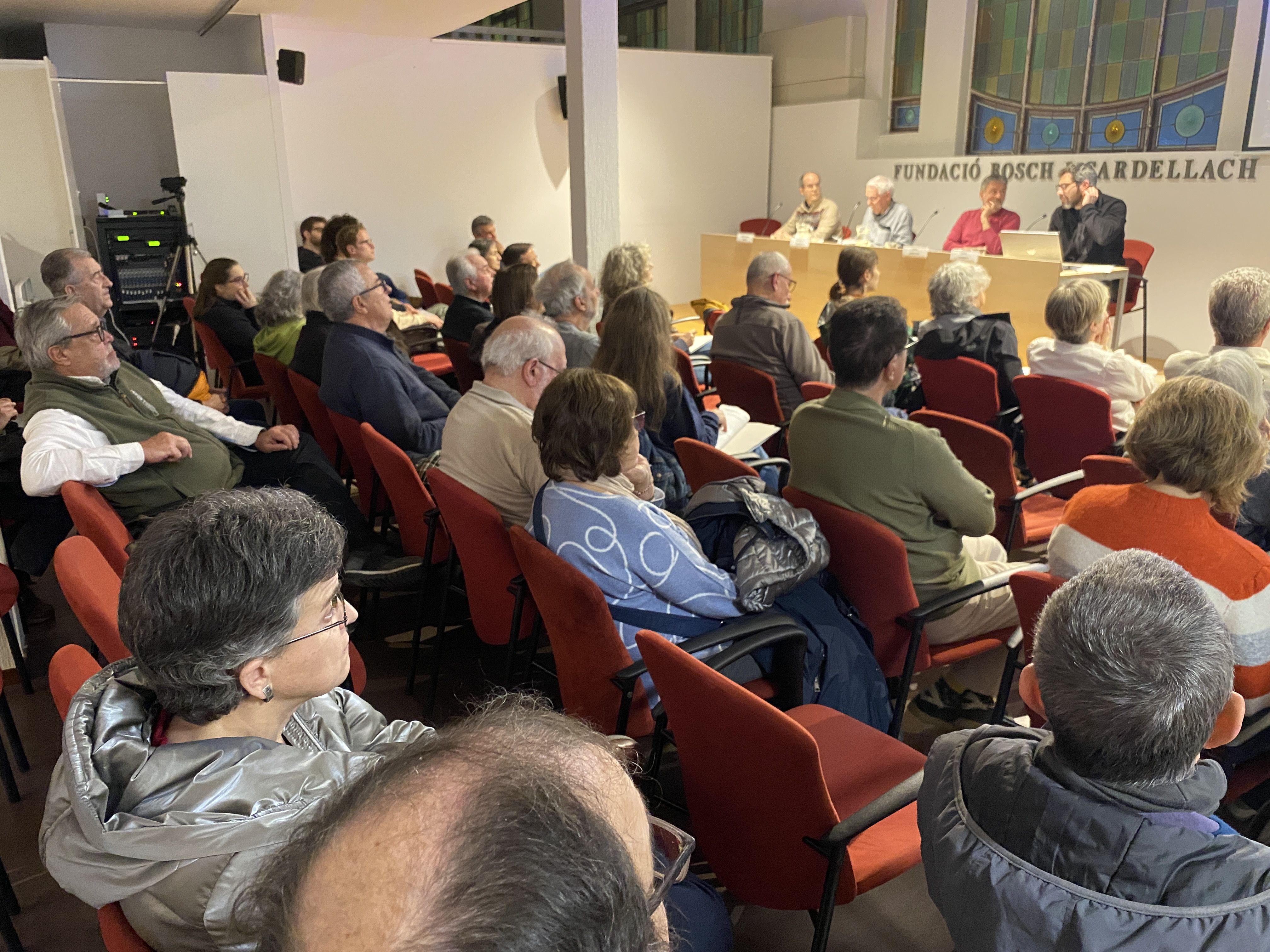 Sessió de les Jornades de Patrimoni Rural dedicades a Cerdanyola i Terrassa, i coorganitzades per la Taula de Patrimoni de Cerdanyola. FOTO: J.A.H