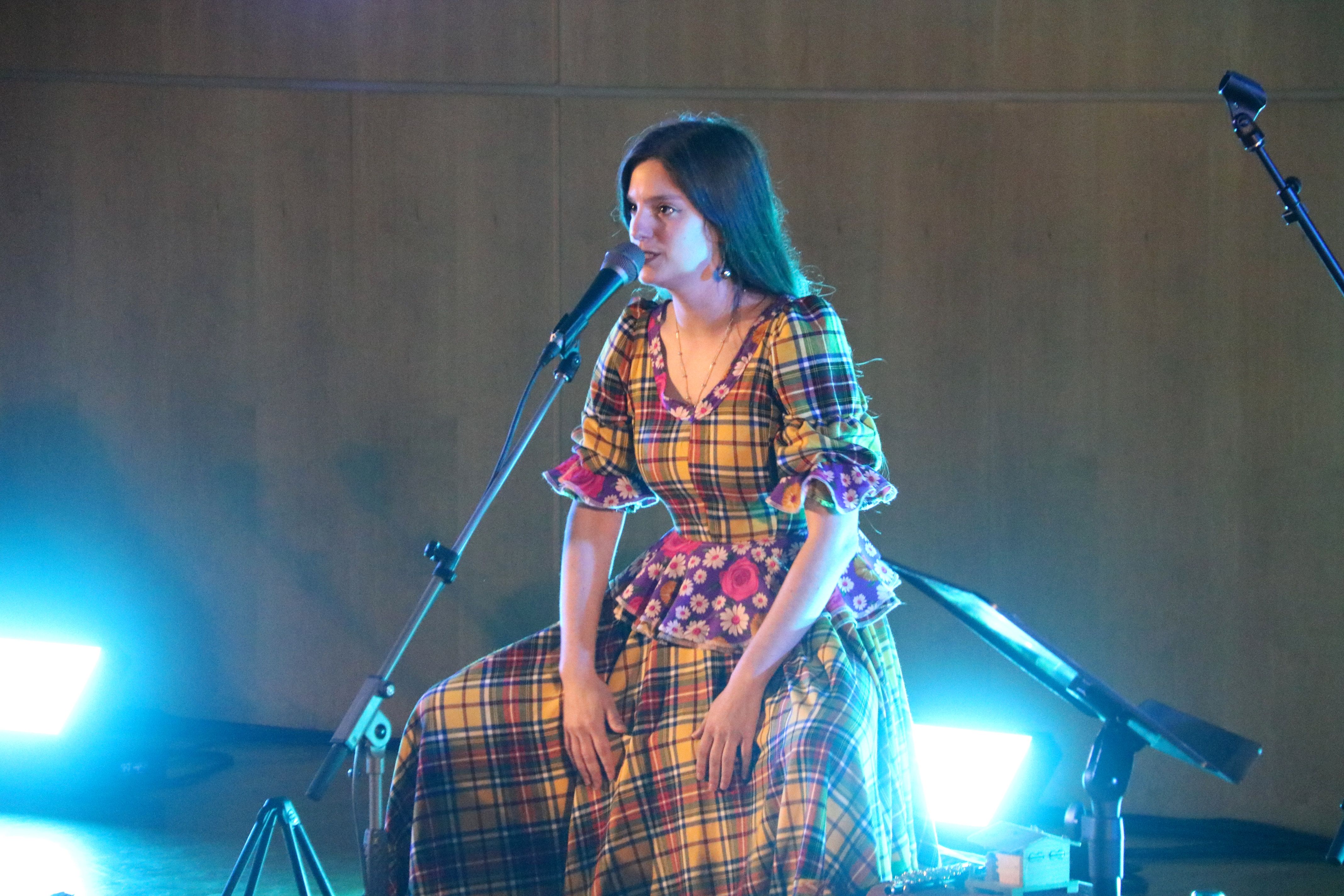 Magalí Sare durant el concert a l'Auditori Enric Granados de Lleida. Foto: Alba Mor (ACN)