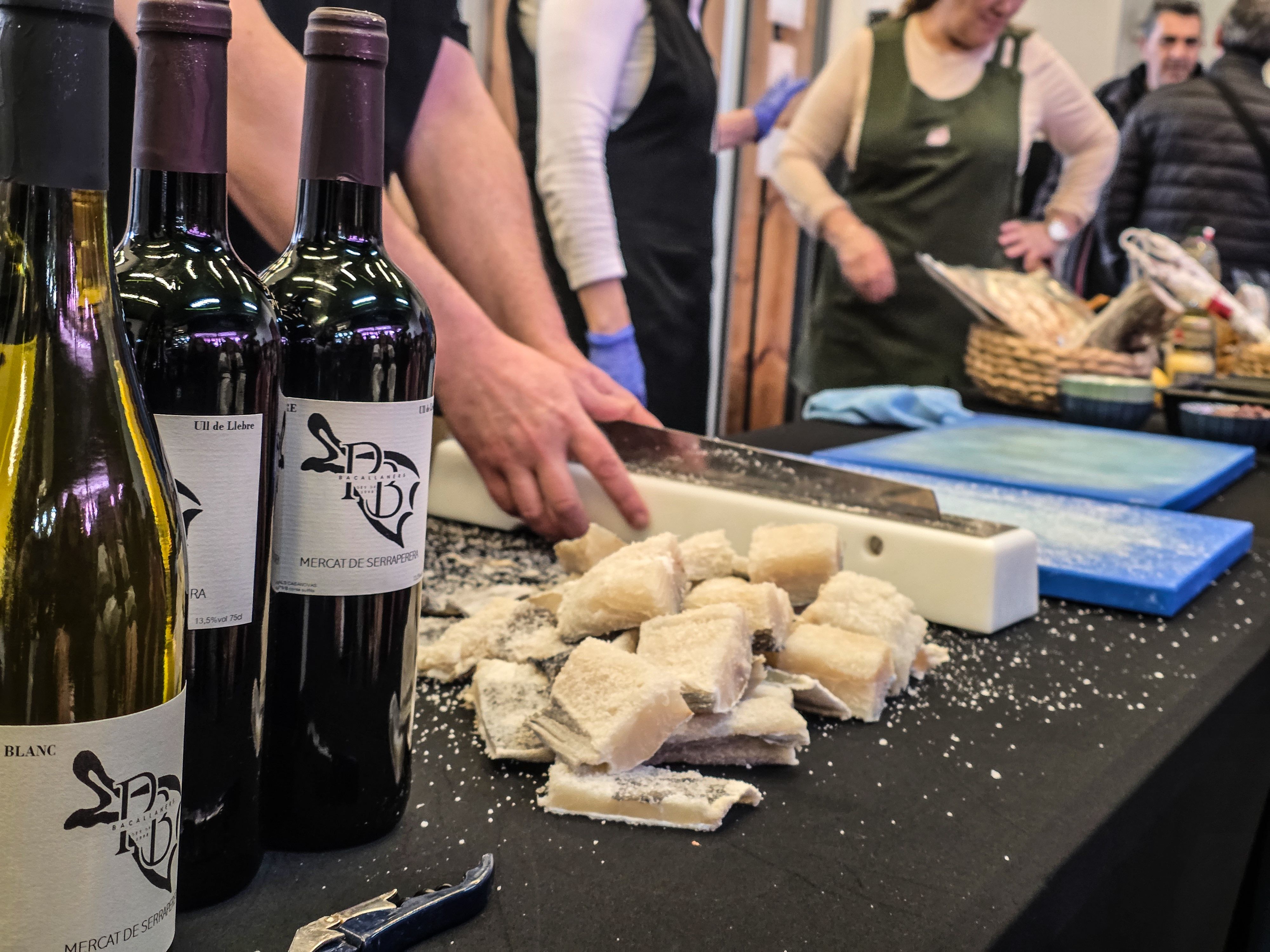 Taller de bacallà al Mercat de Serraperera. Foto: Marc Mata