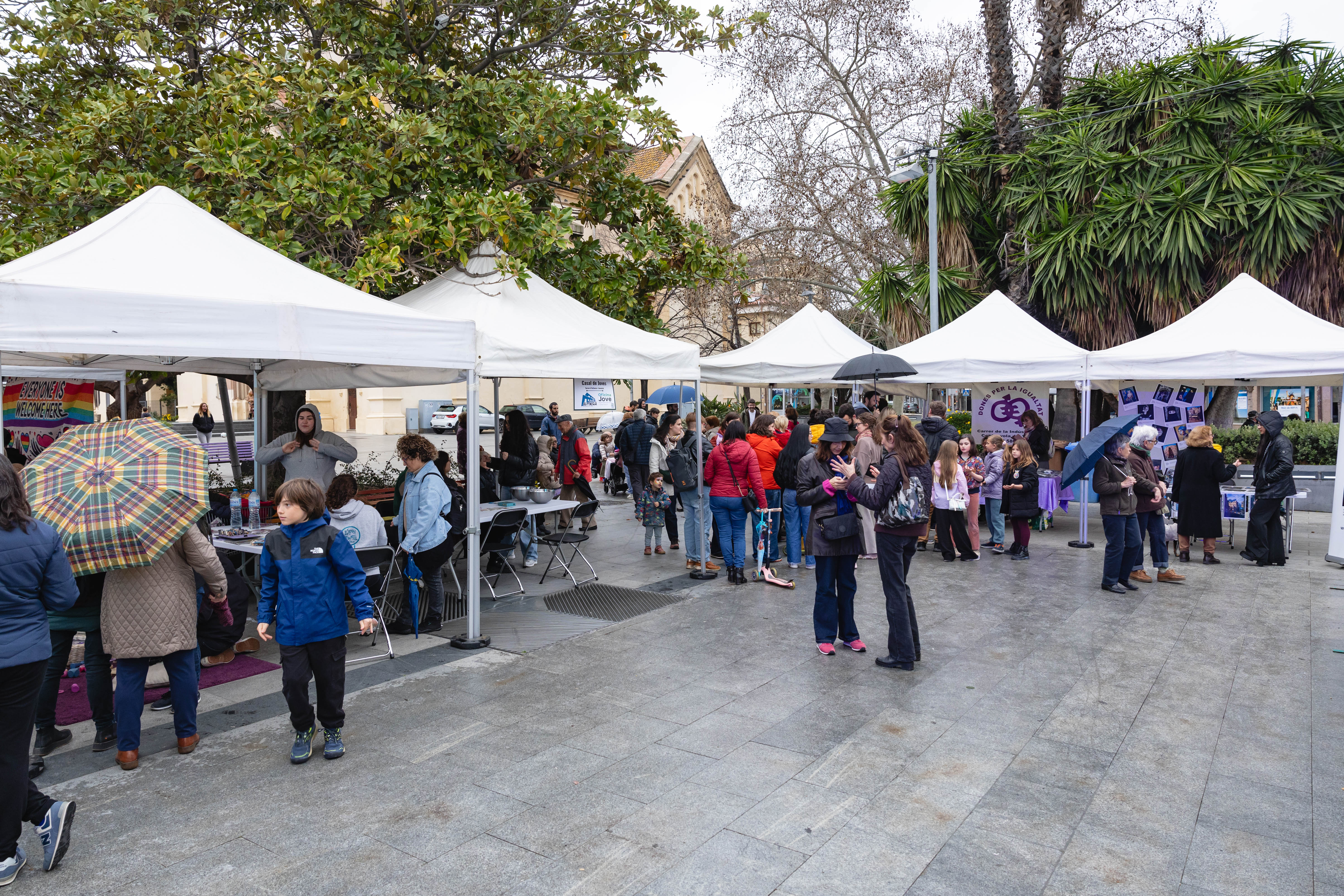 Les entitats i serveis municipals han organitzat activitats pels infants. Foto: Arnau Padilla