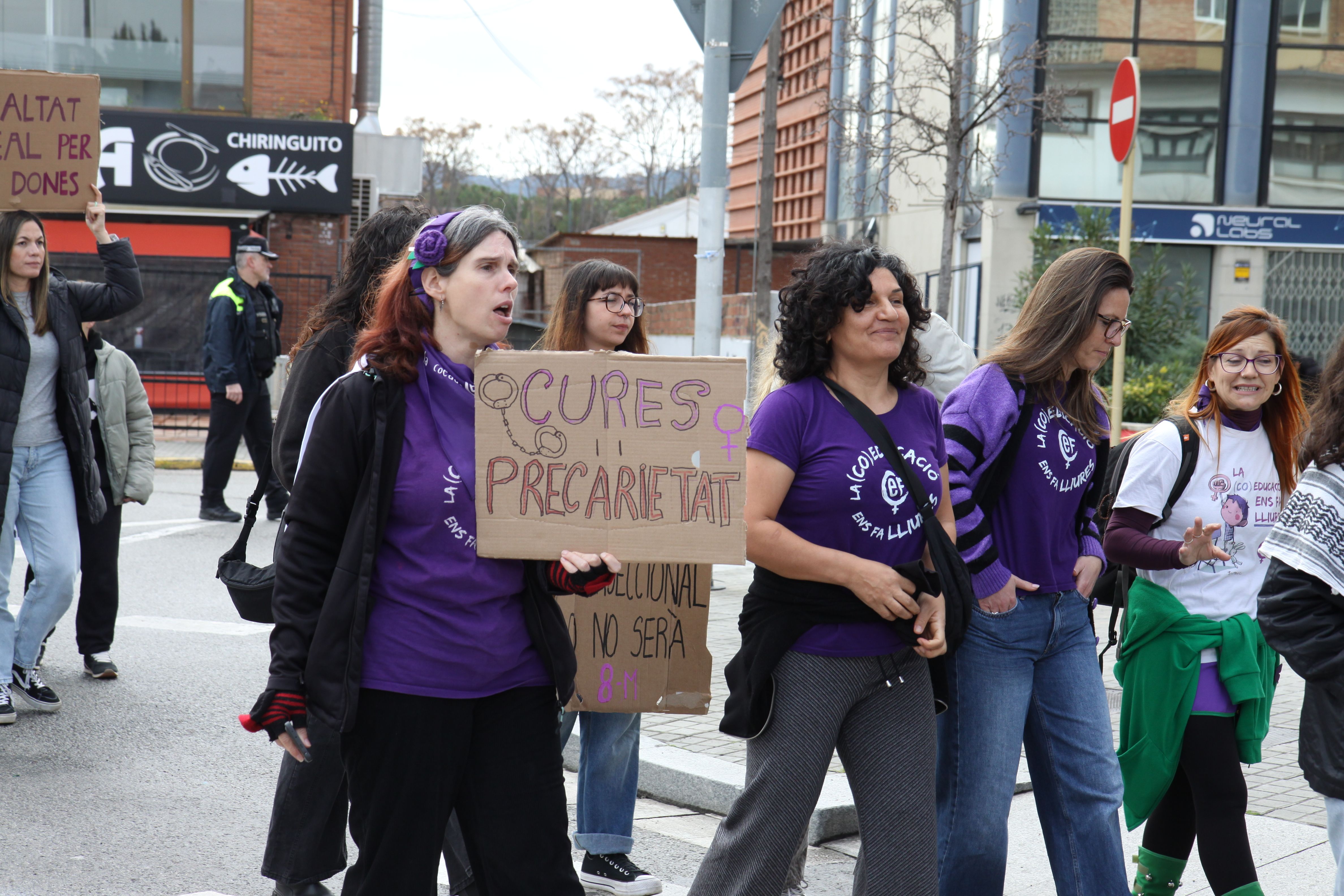 La manifestació del 8M ha posat les cures al centre. Foto: Laia Jubany