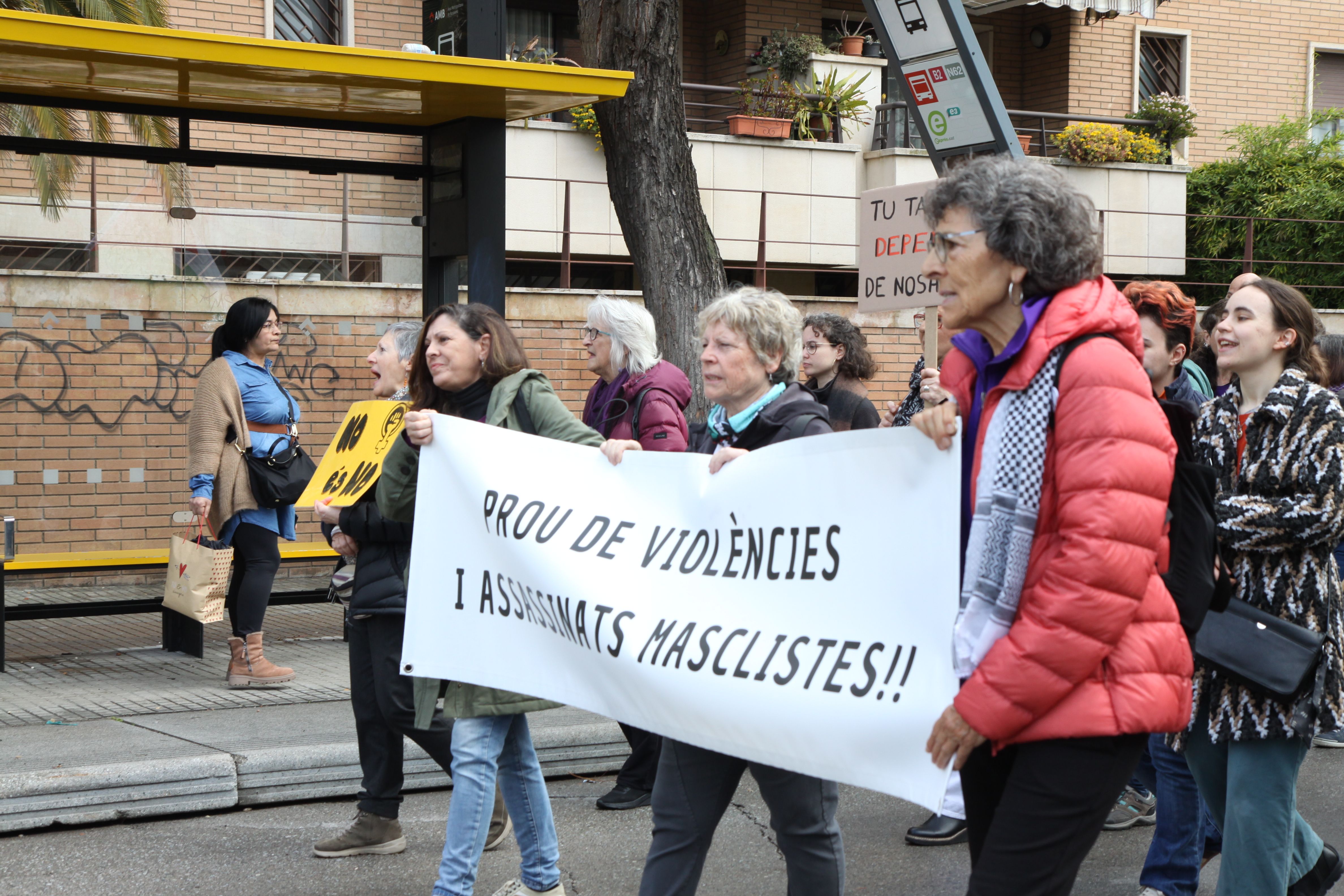 L'entitat Diguem Prou a la manifestació del 8M 2026. Foto: Laia Jubany